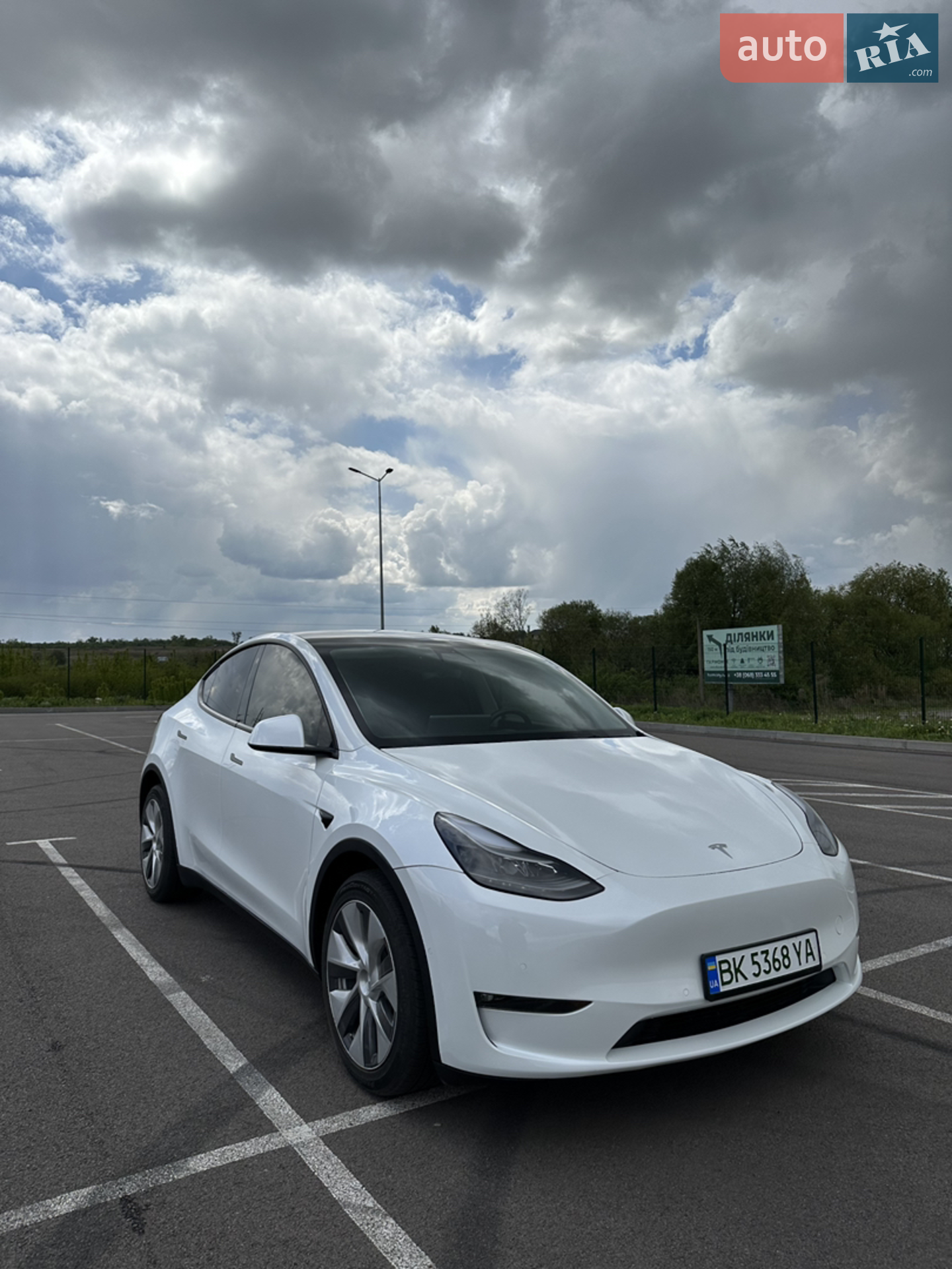 Tesla Model Y, 2021