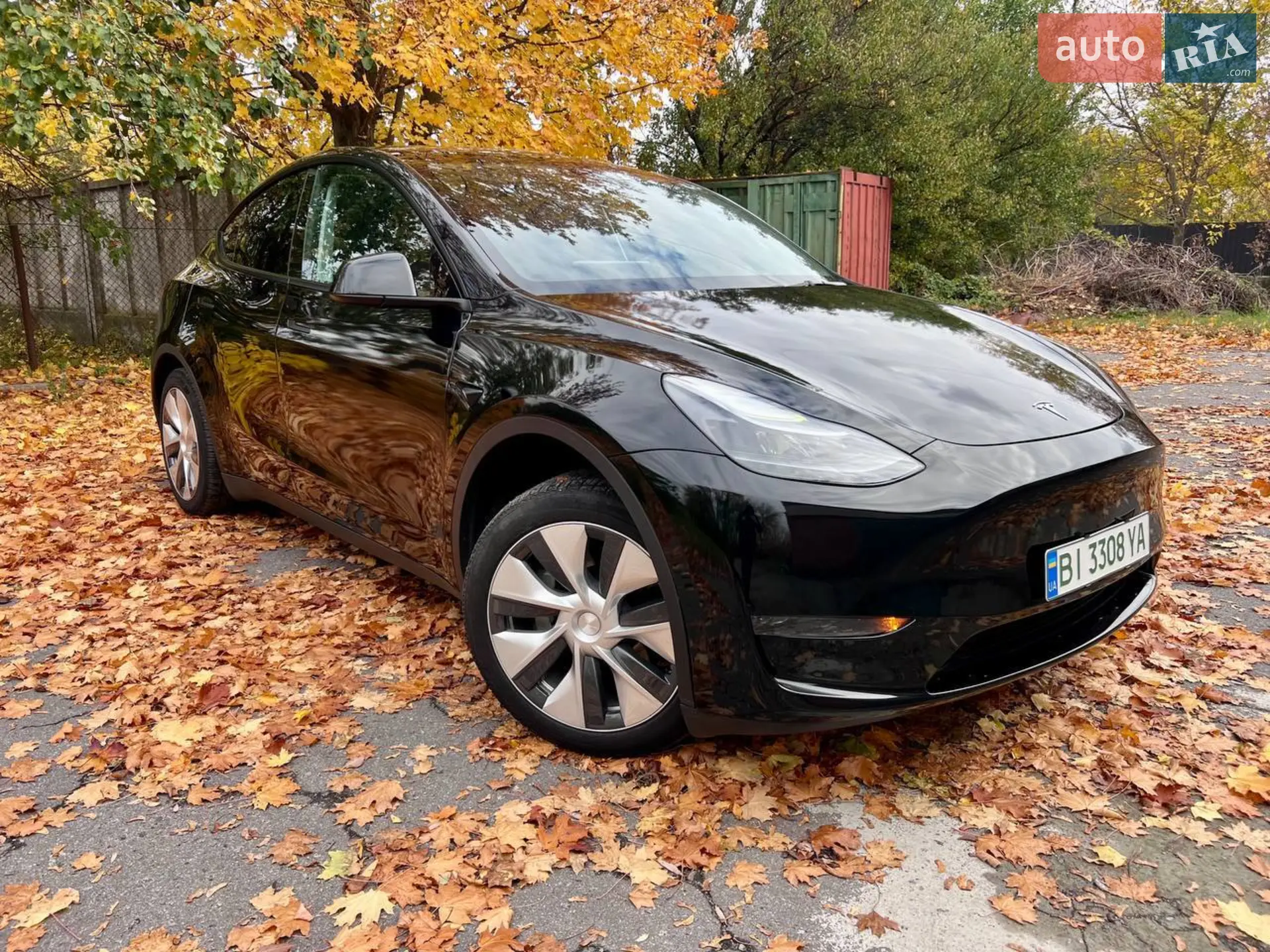 Tesla Model Y, 2024