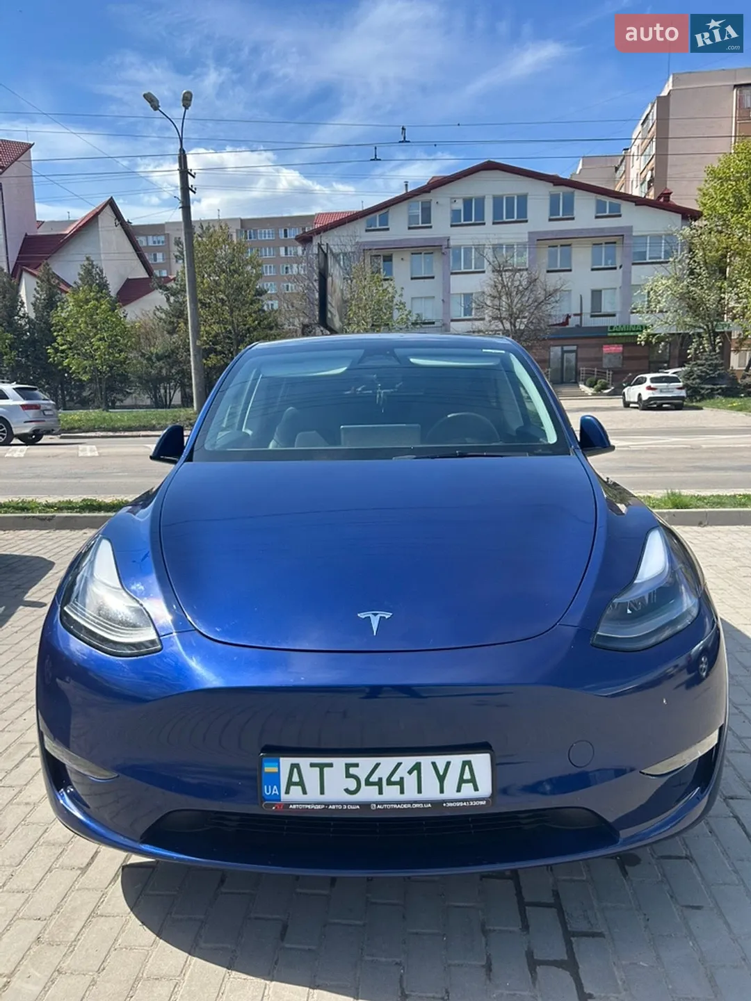 Tesla Model Y, 2023