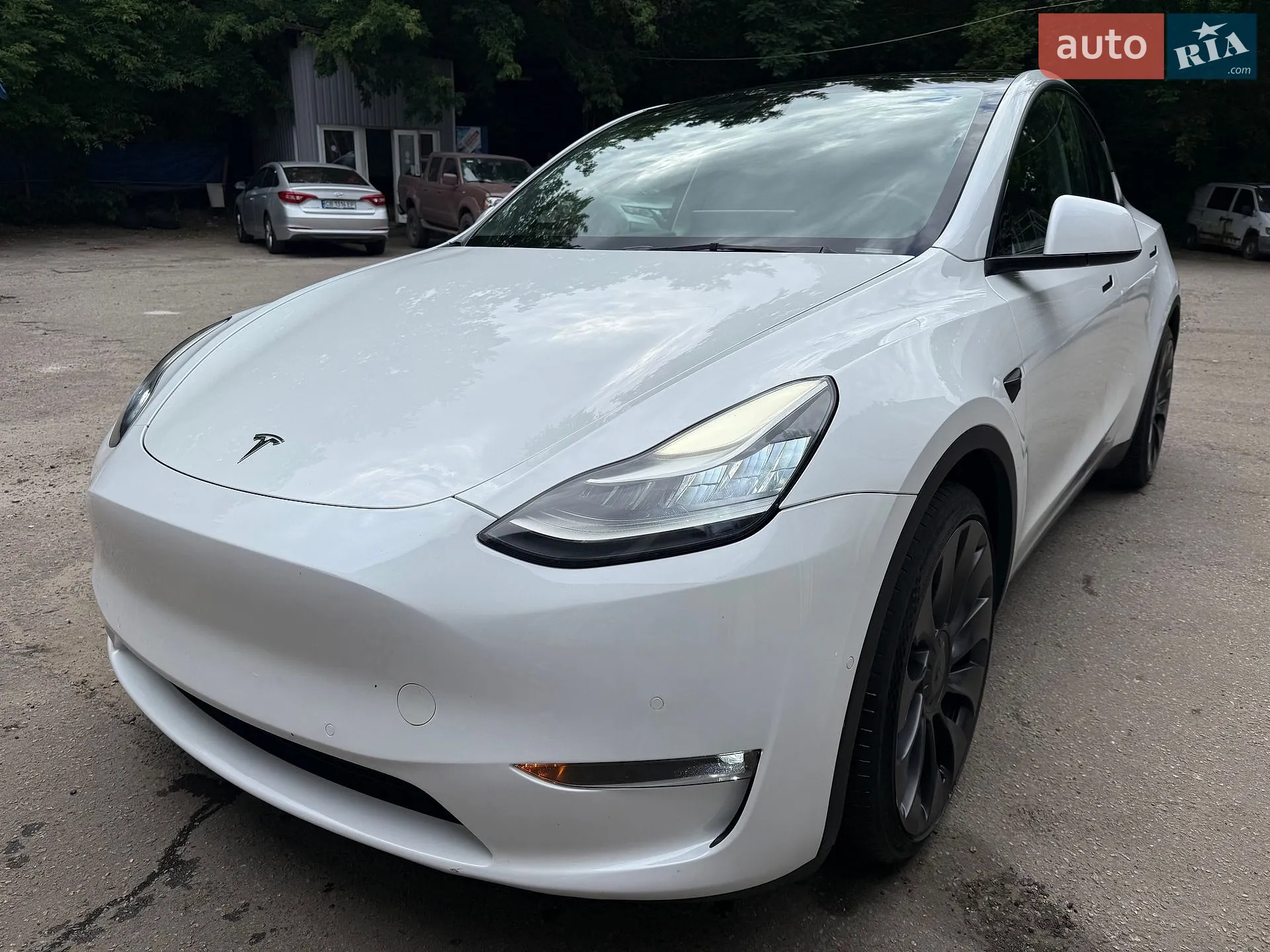 Tesla Model Y, 2021