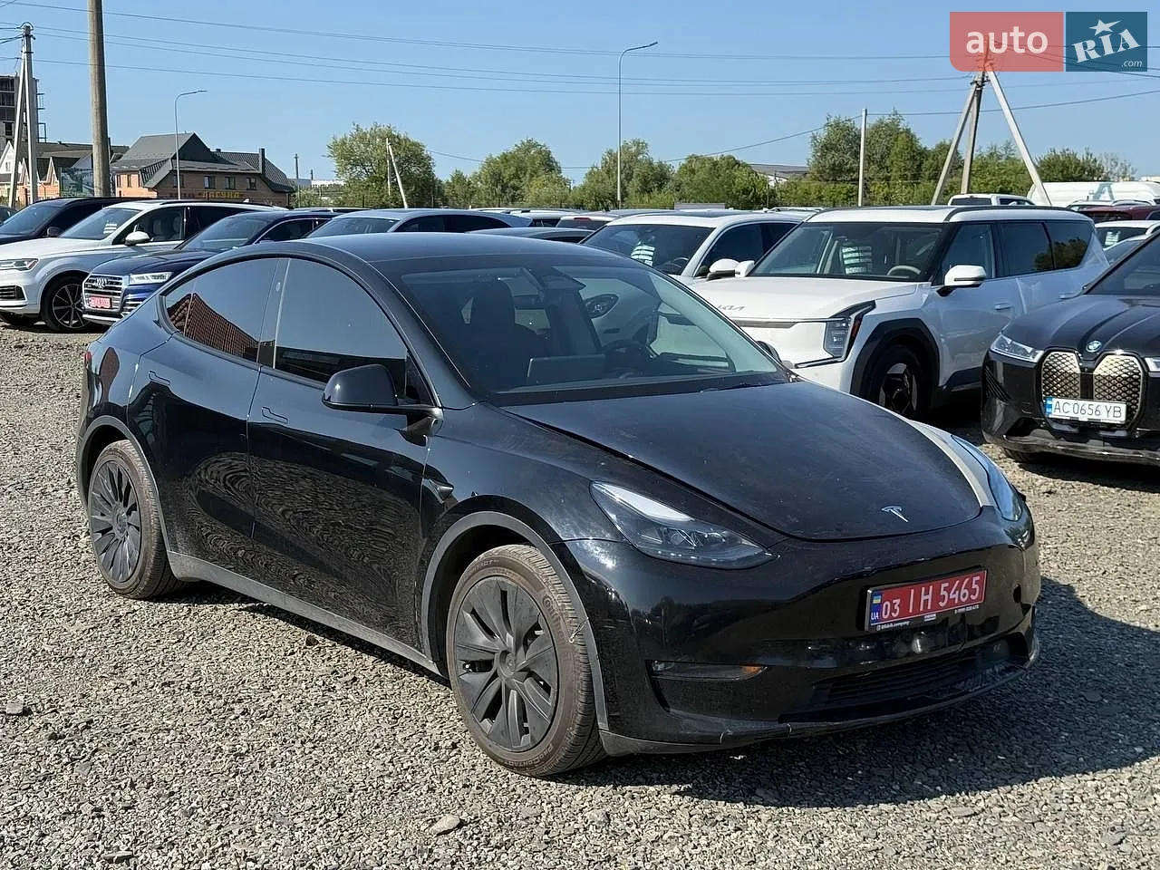 Tesla Model Y, 2023