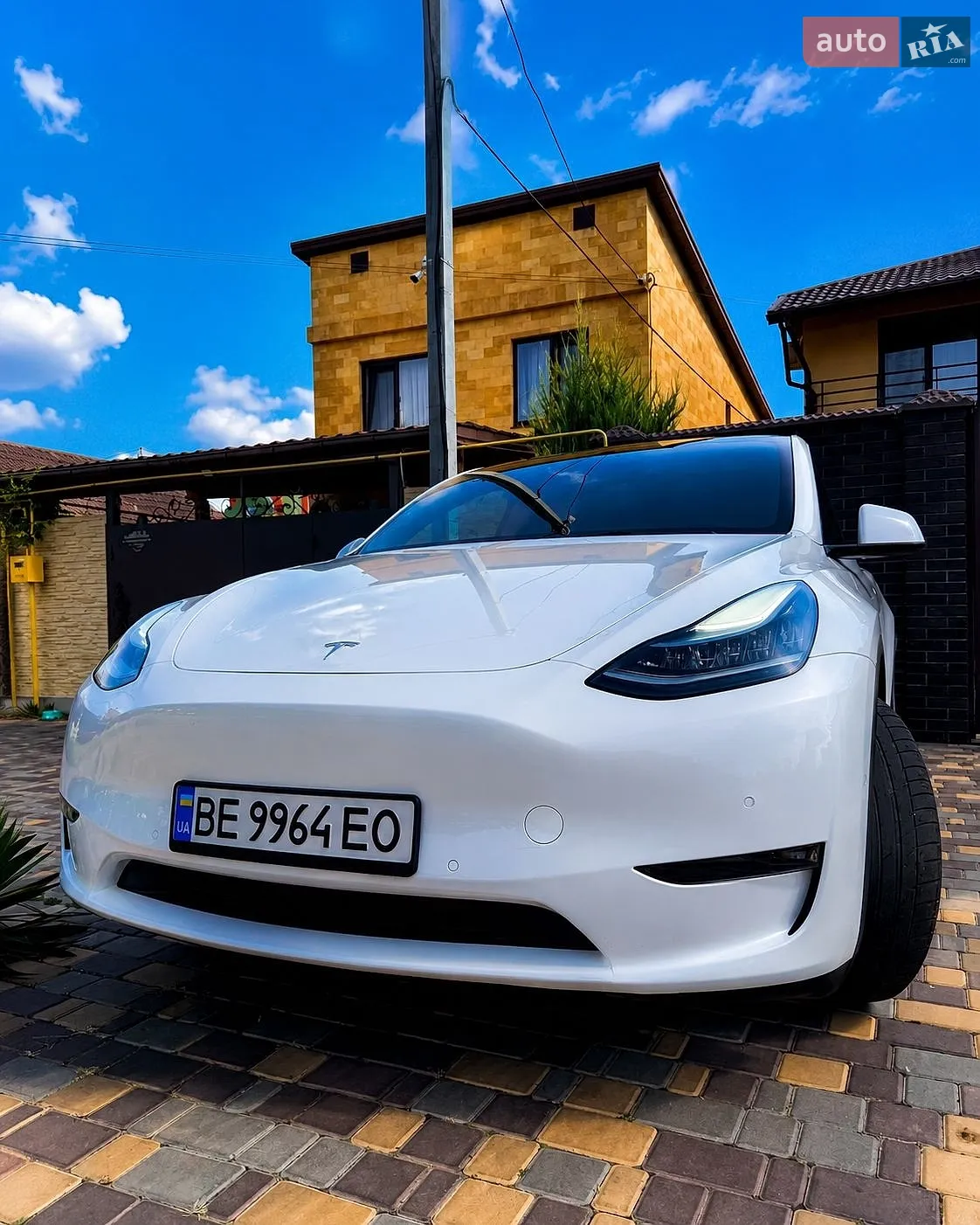 Tesla Model Y, 2021