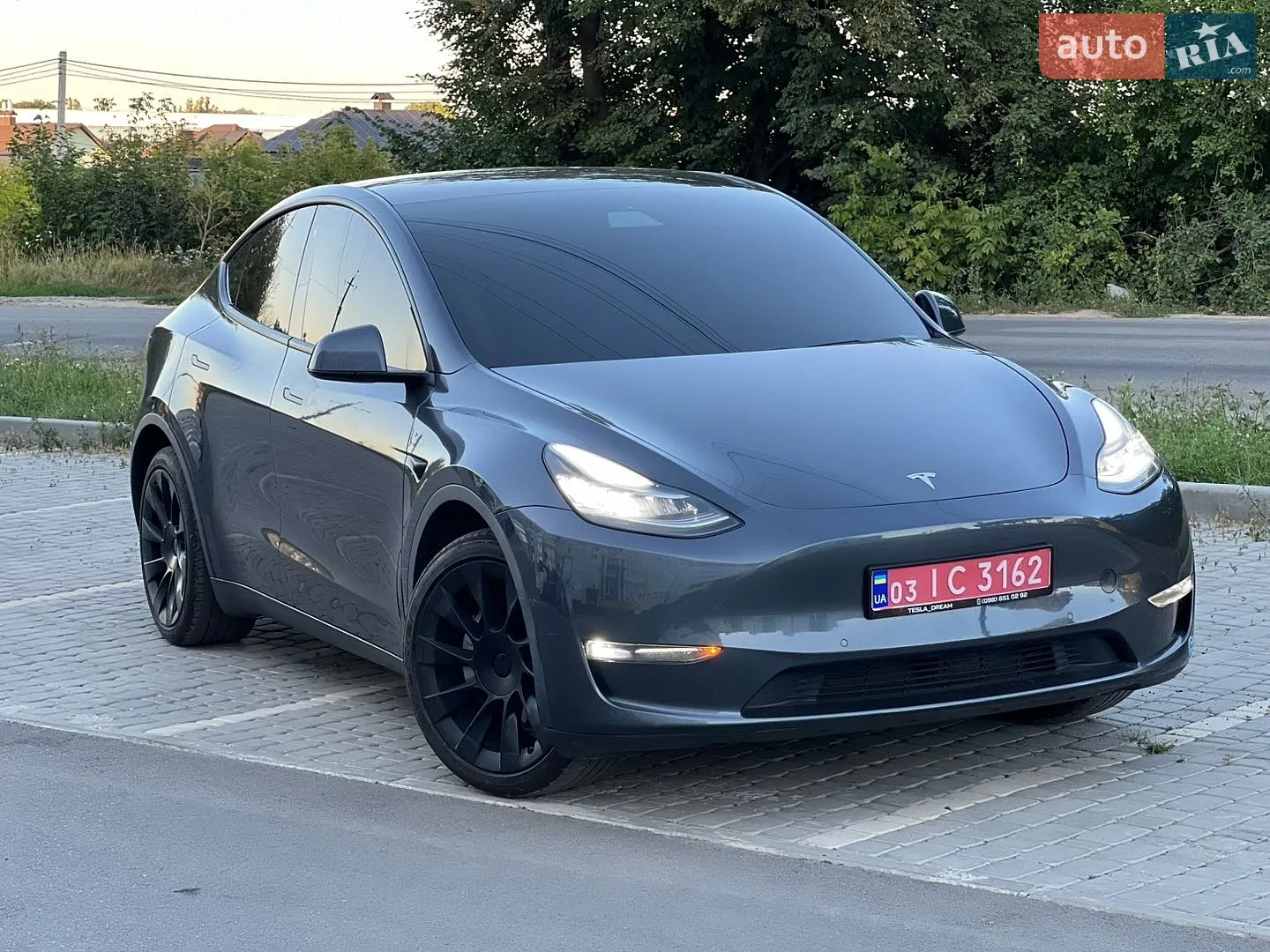 Tesla Model Y, 2020