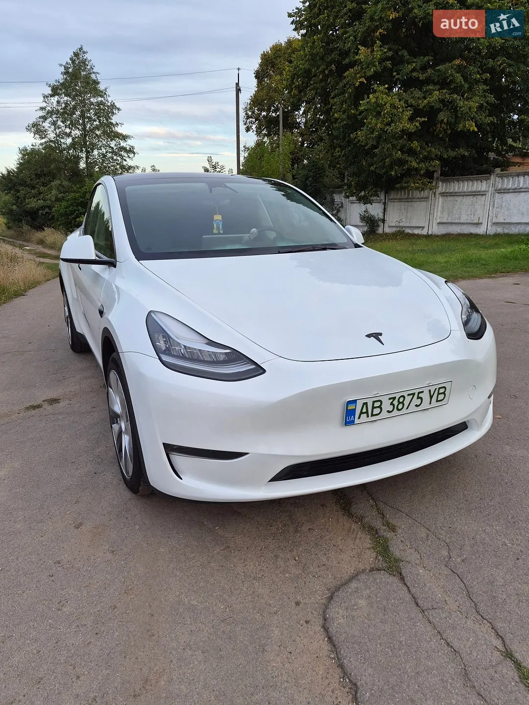 Tesla Model Y, 2023