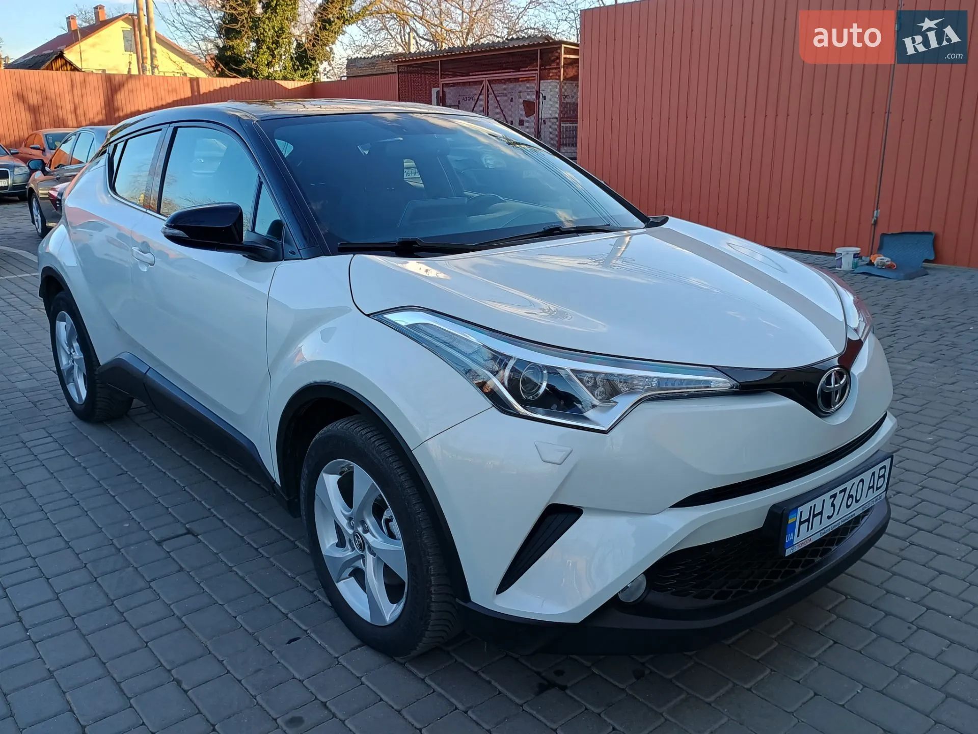 Toyota C-HR, 2016