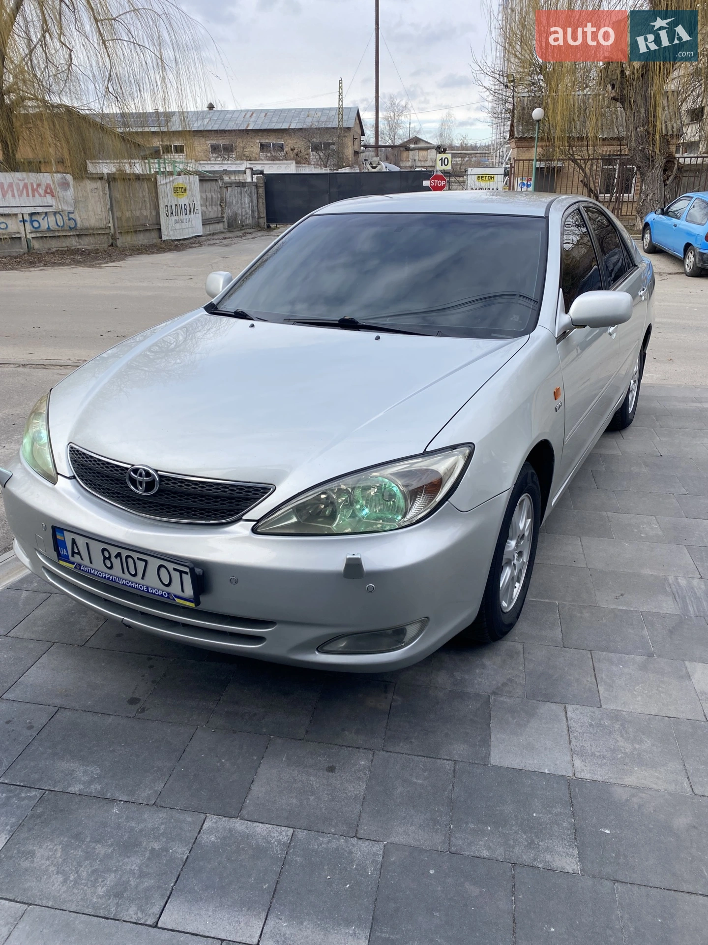 Toyota Camry, 2004