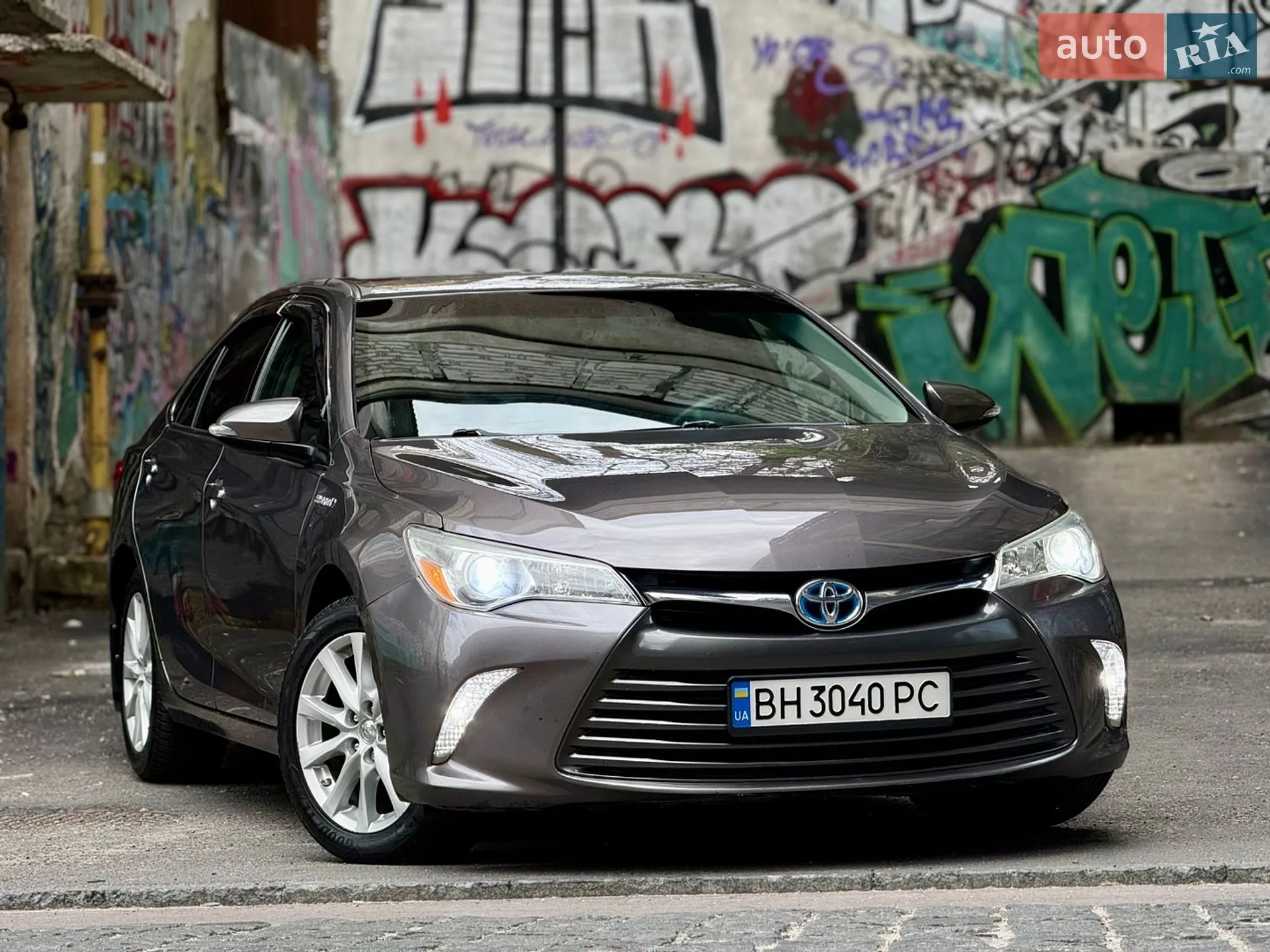 Toyota Camry, 2016