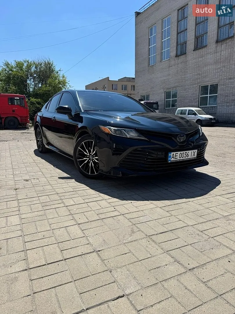 Toyota Camry, 2018