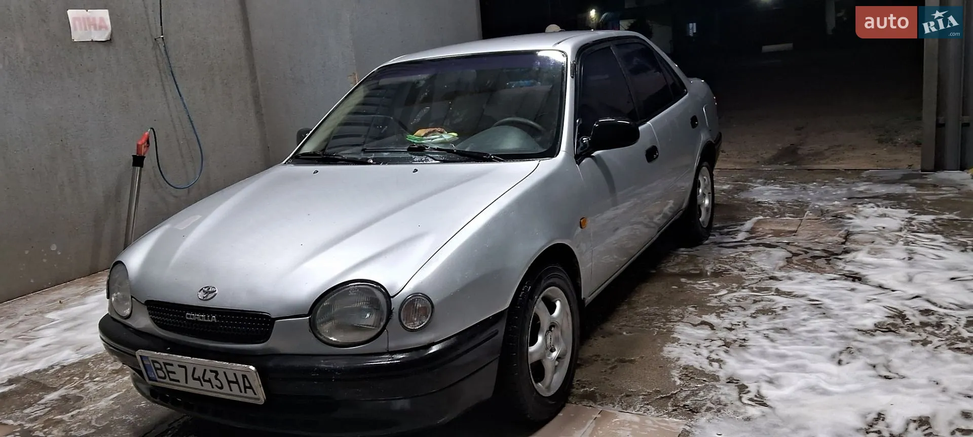 Toyota Corolla, 1998