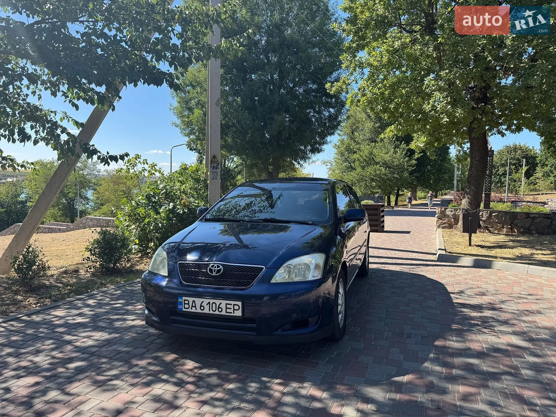 Toyota Corolla, 2004