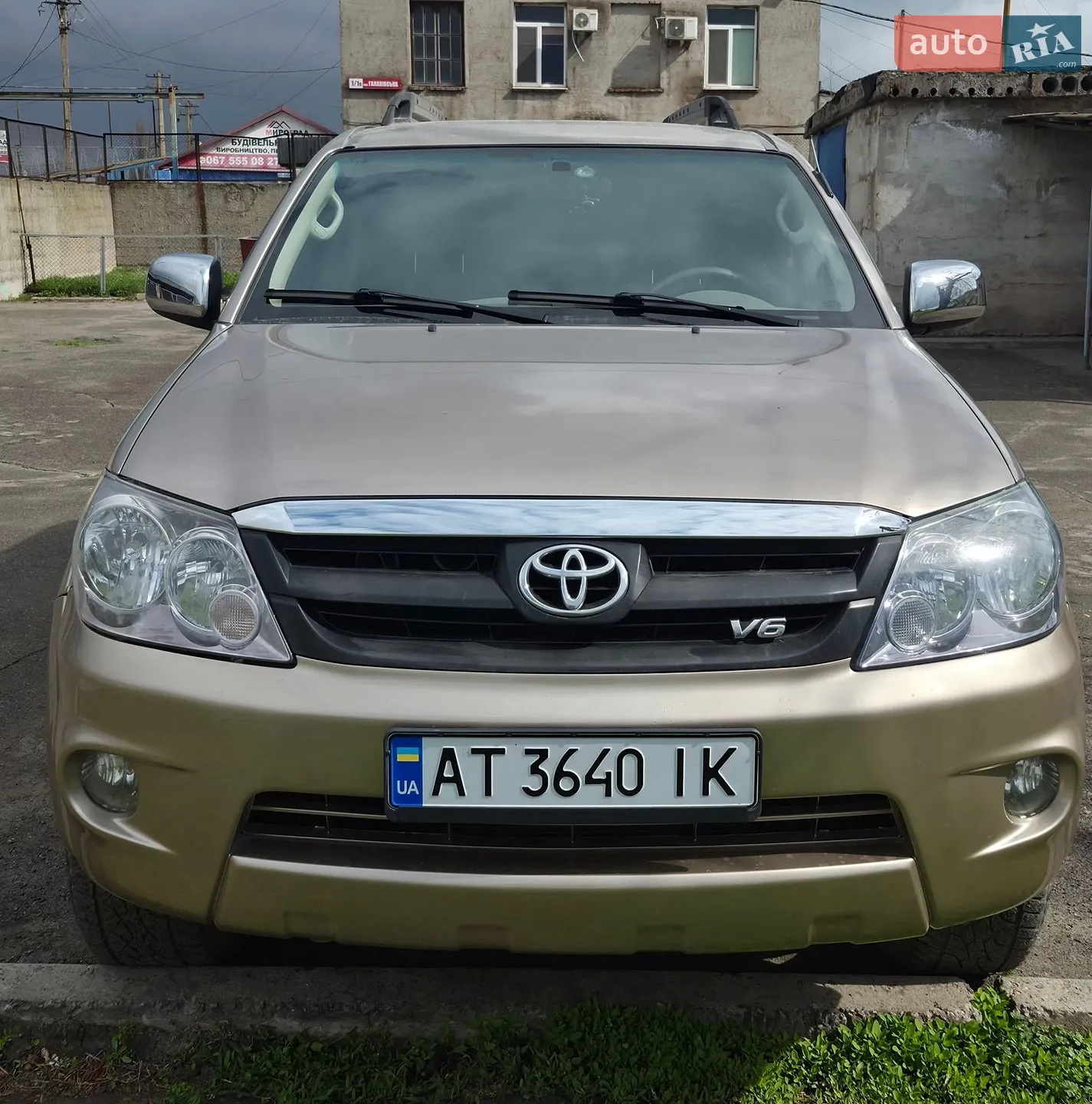 Toyota Fortuner, 2006