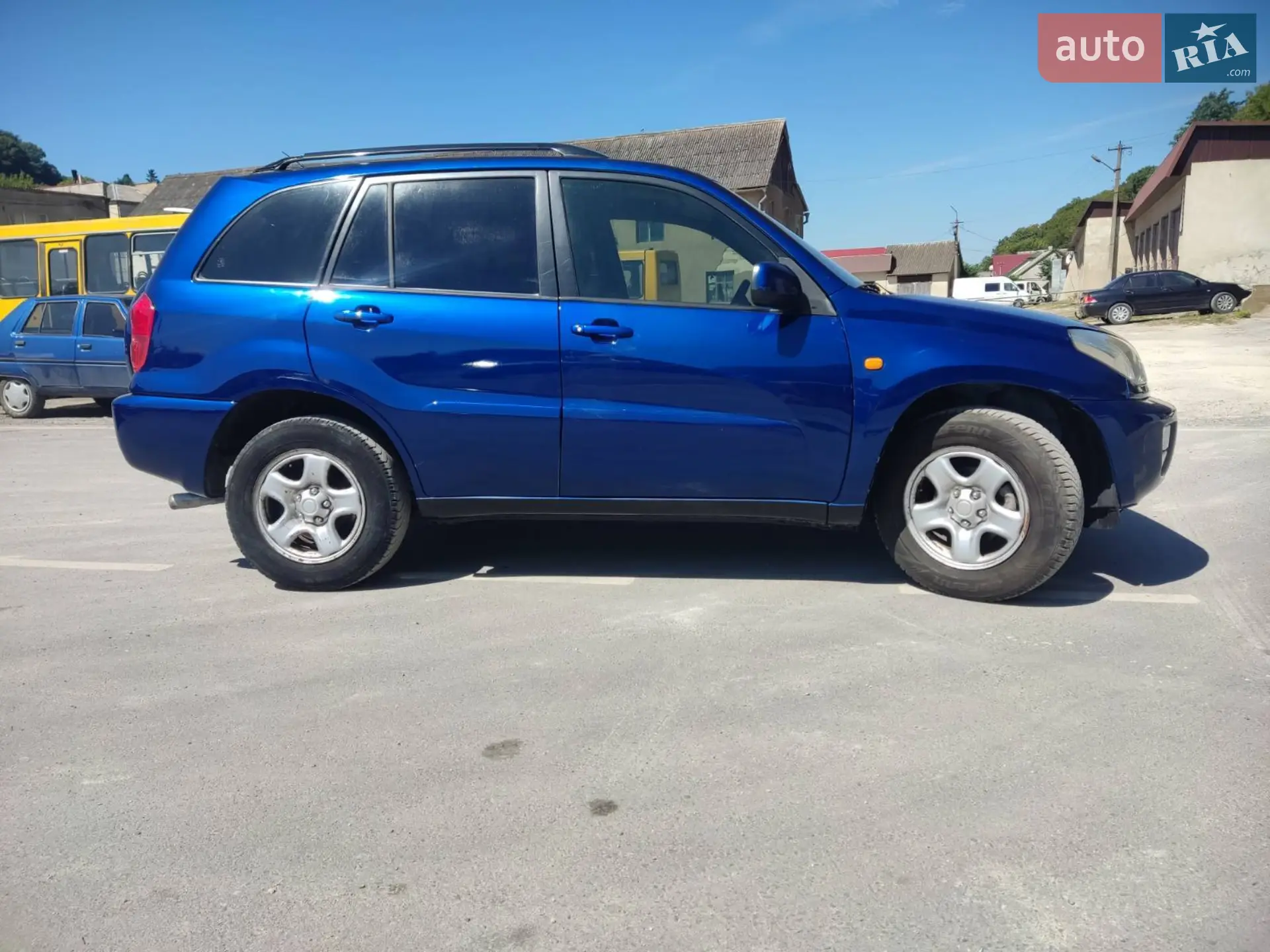 Toyota RAV4, 2002