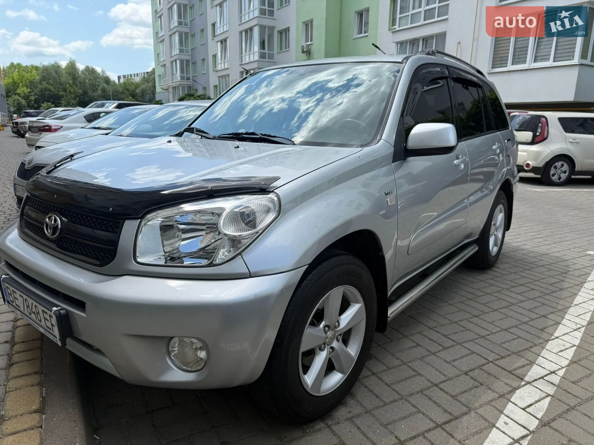 Toyota RAV4, 2005