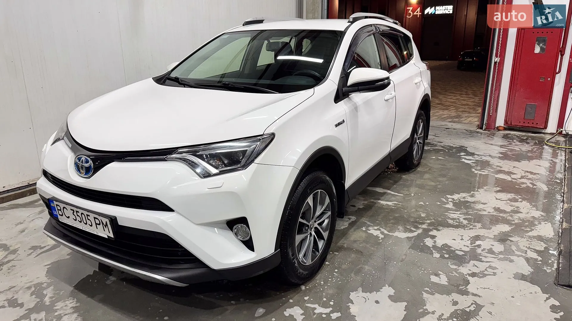 Toyota RAV4, 2017