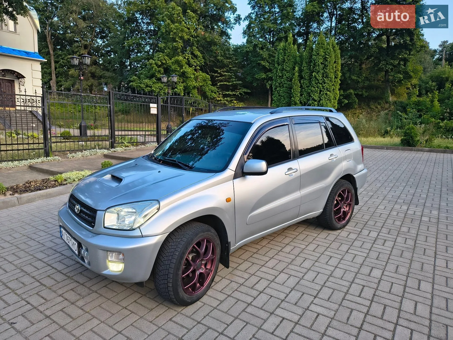 Toyota RAV4, 2002