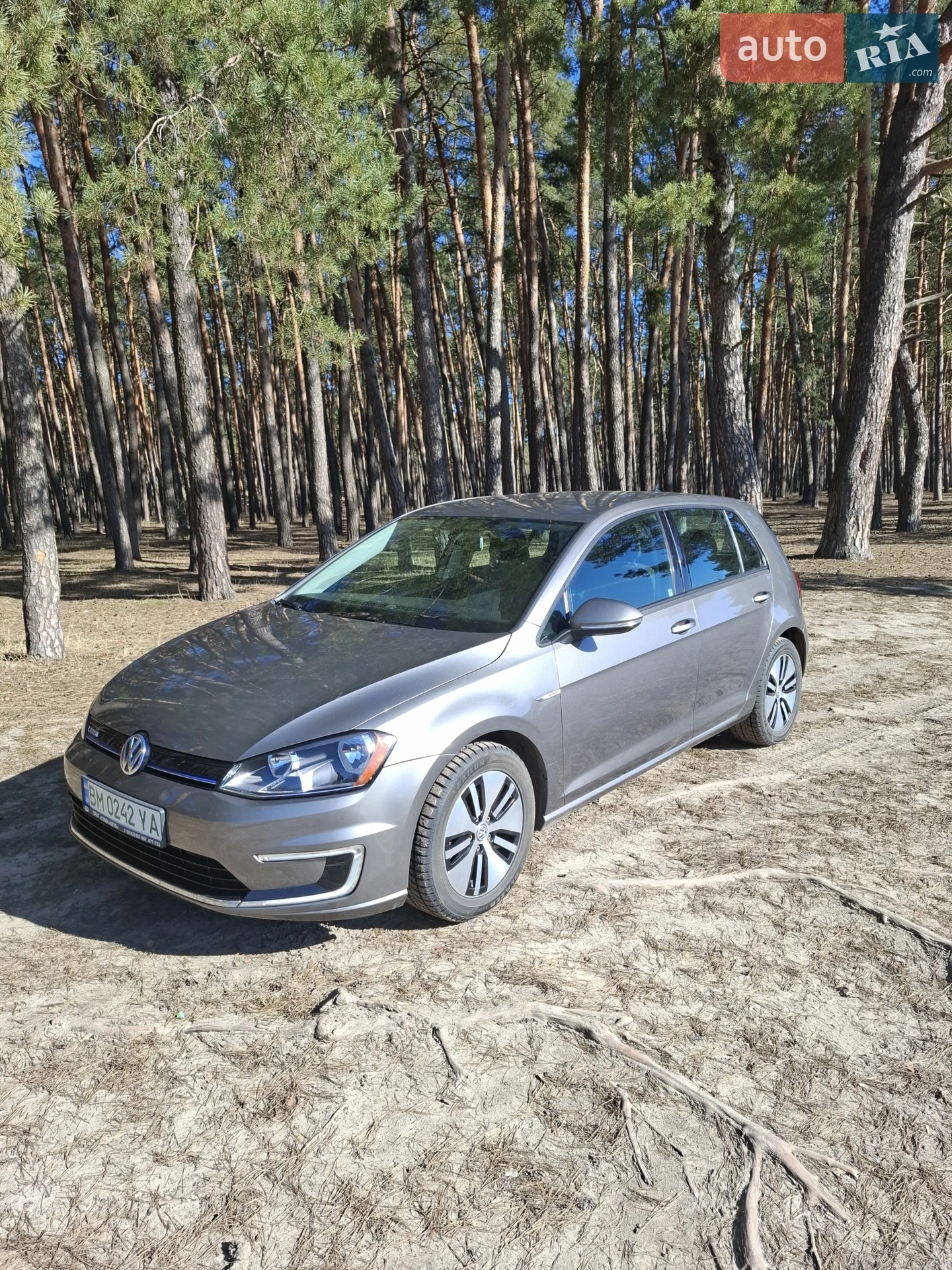 Volkswagen e-Golf, 2015