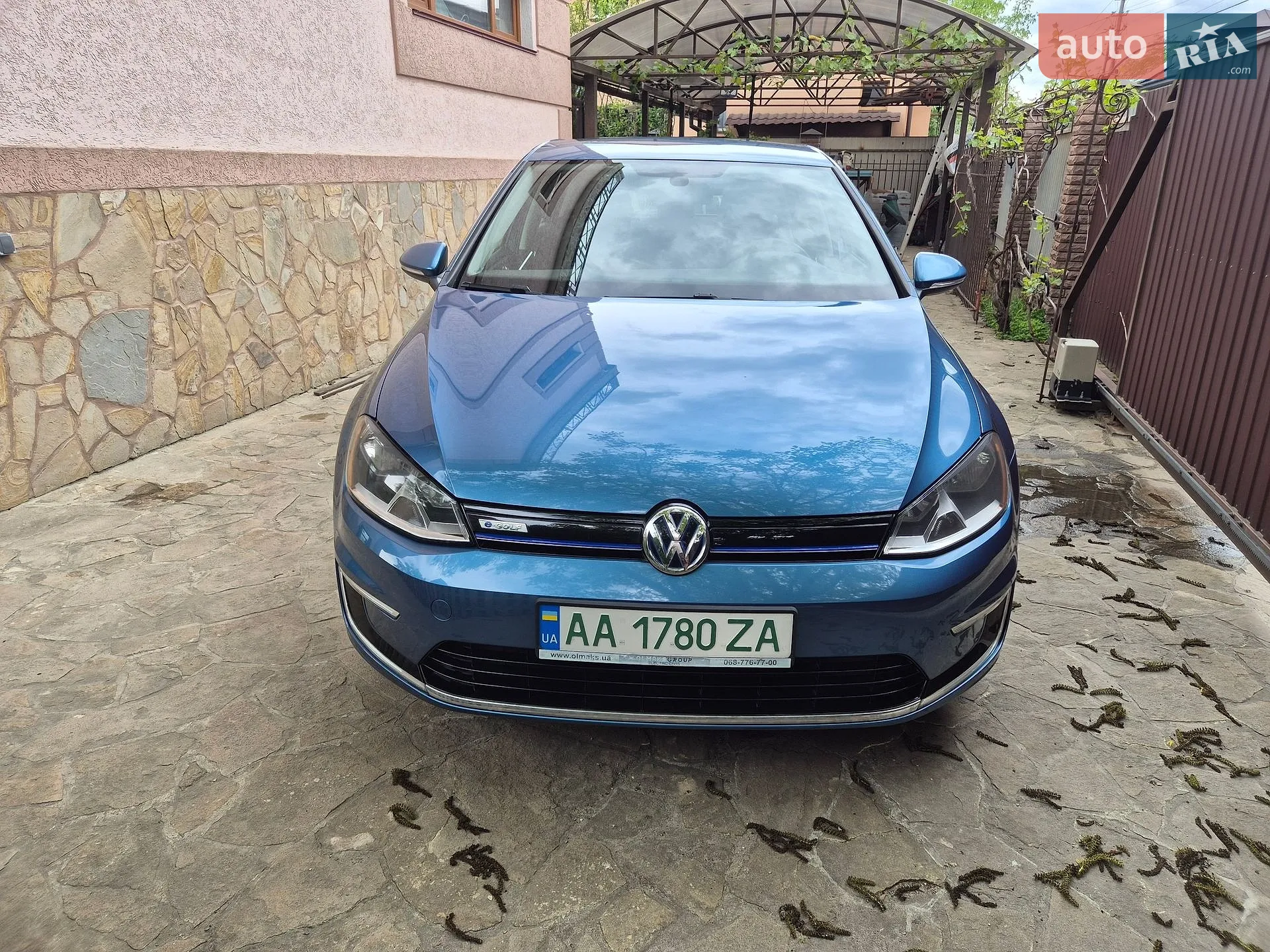 Volkswagen e-Golf, 2015