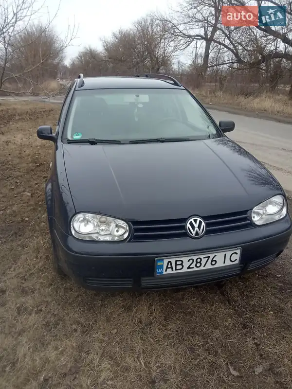 Volkswagen Golf, 2003