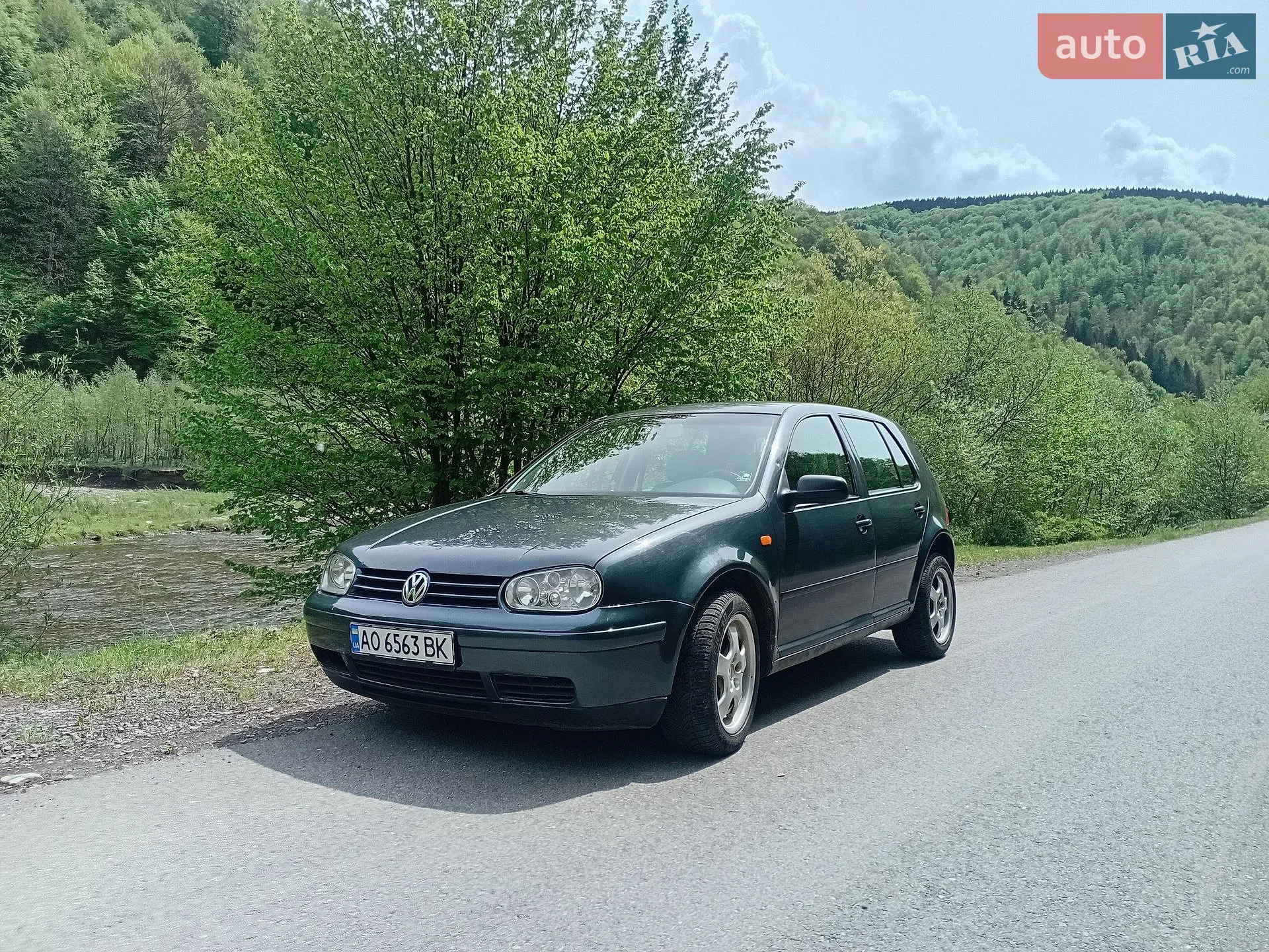 Volkswagen Golf, 1998
