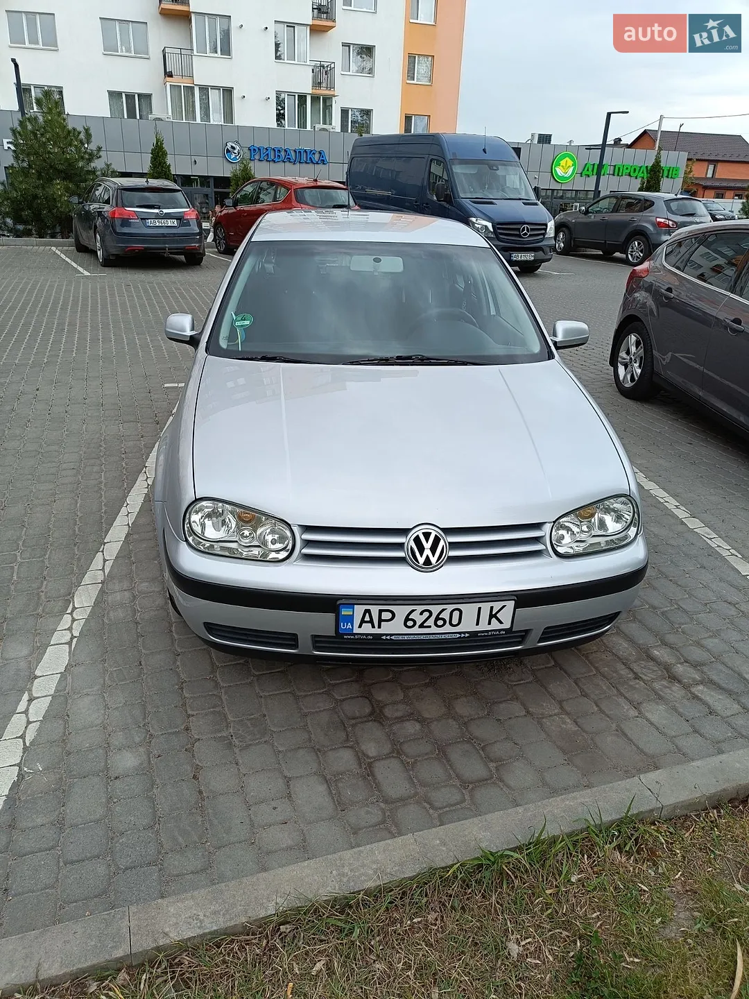 Volkswagen Golf, 2002