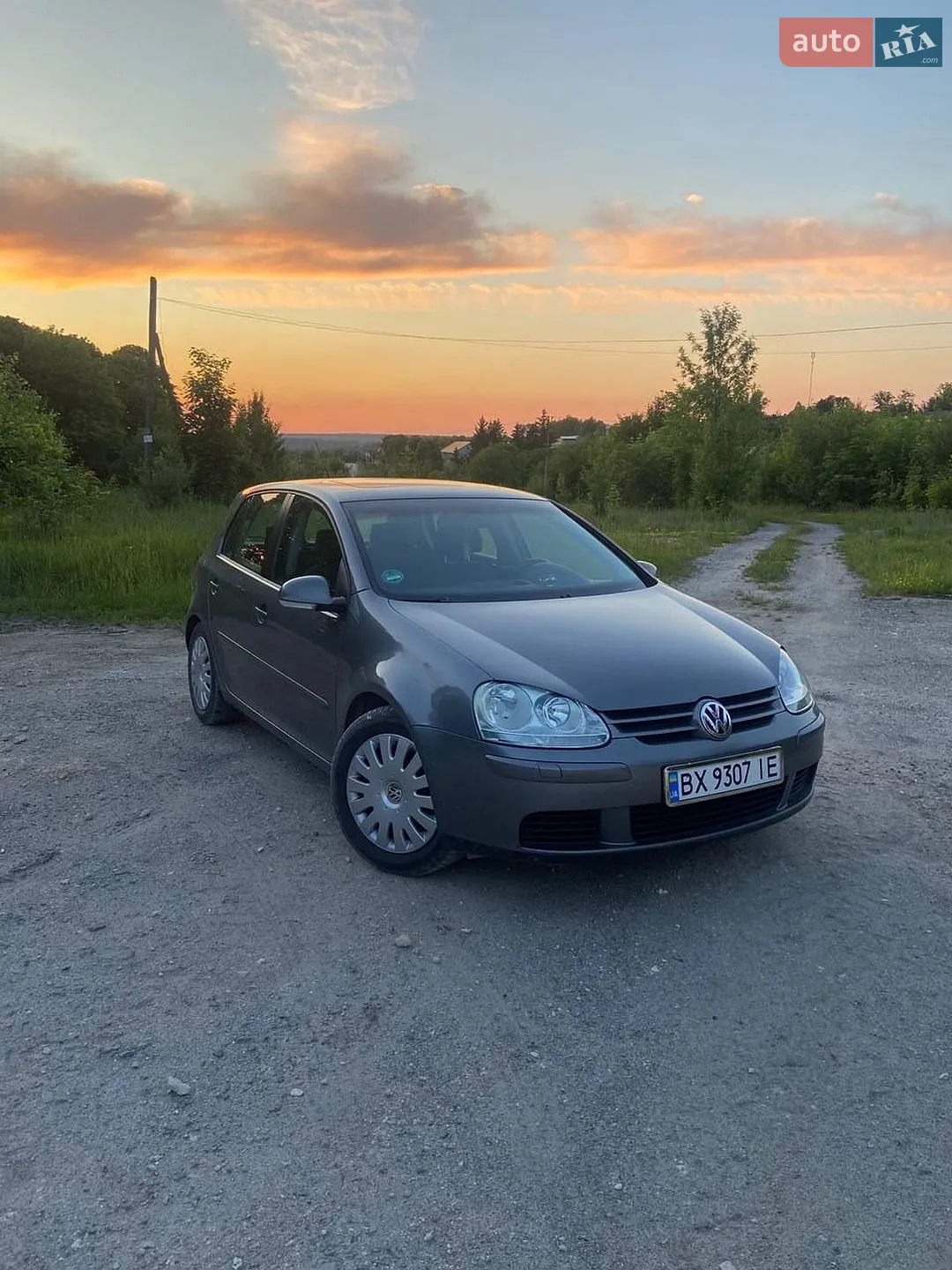 Volkswagen Golf, 2005