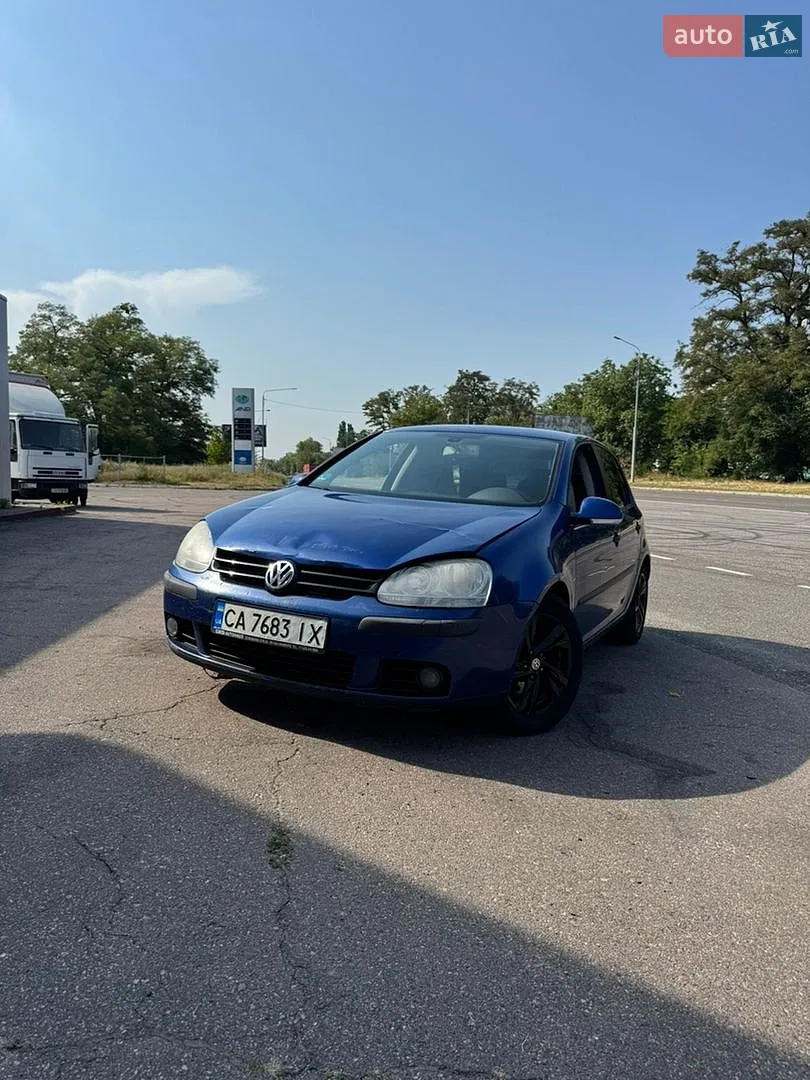 Volkswagen Golf, 2004