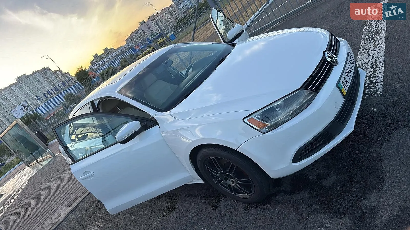 Volkswagen Jetta, 2011