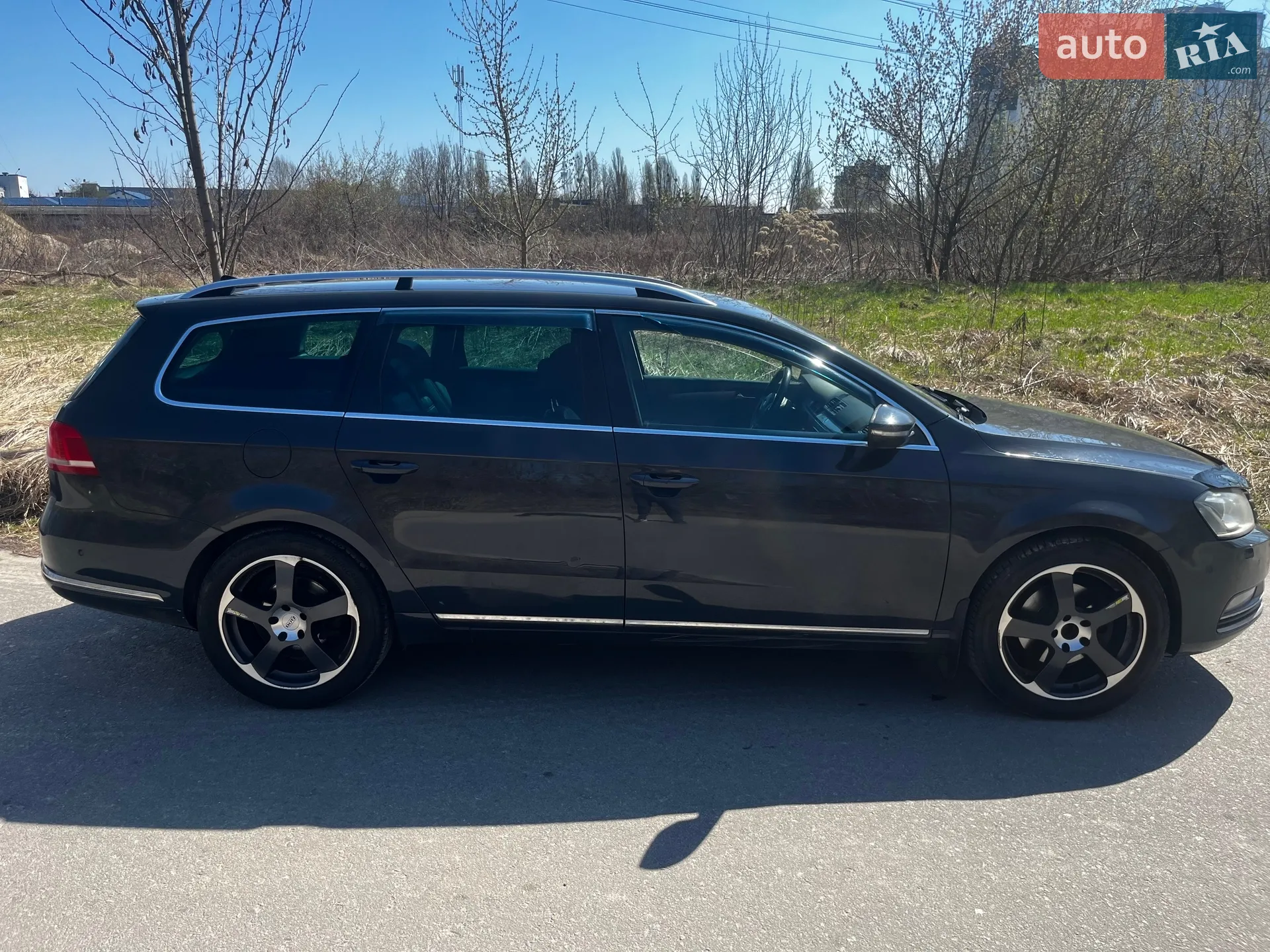 Volkswagen Passat, 2011