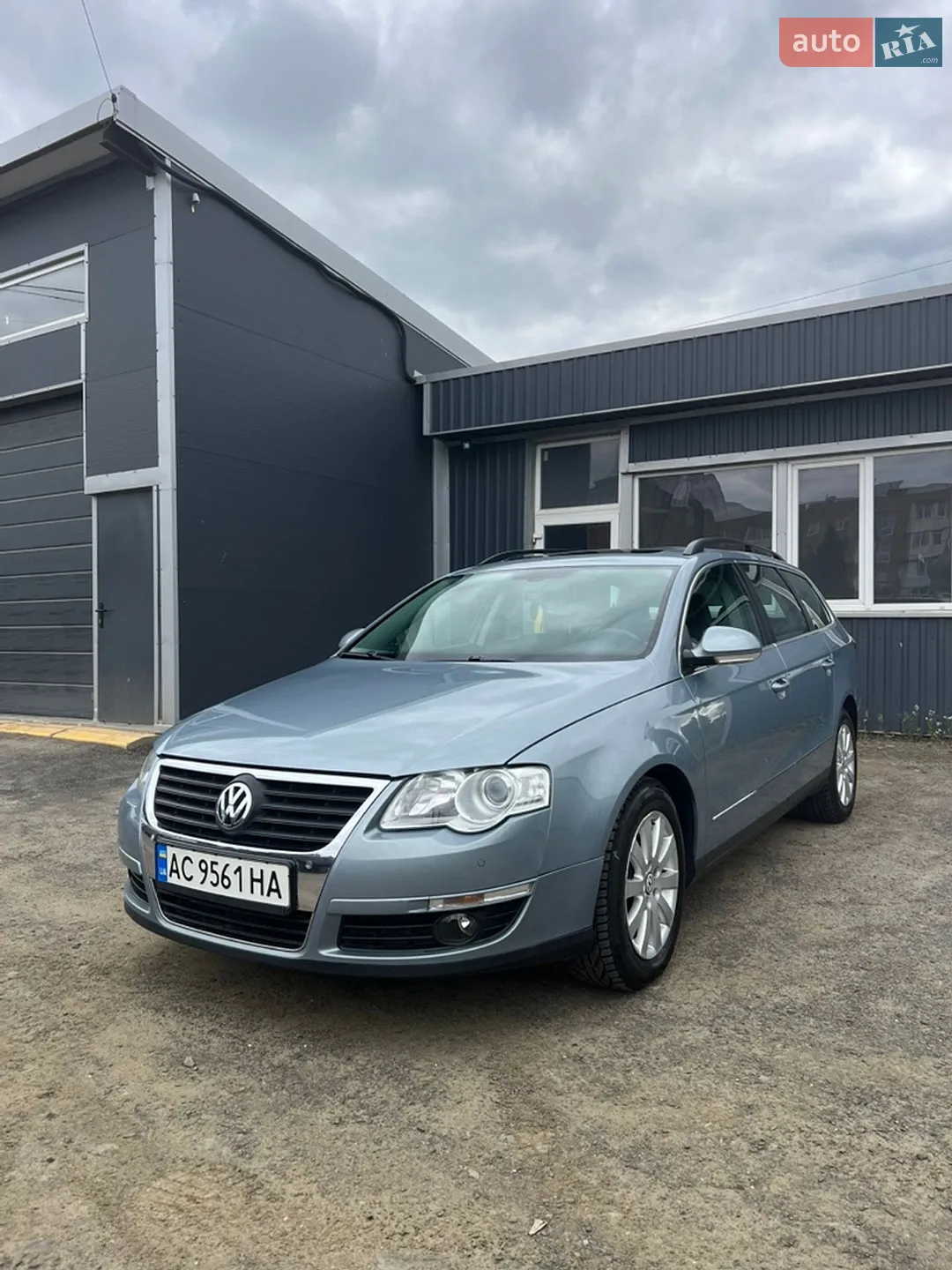 Volkswagen Passat, 2010