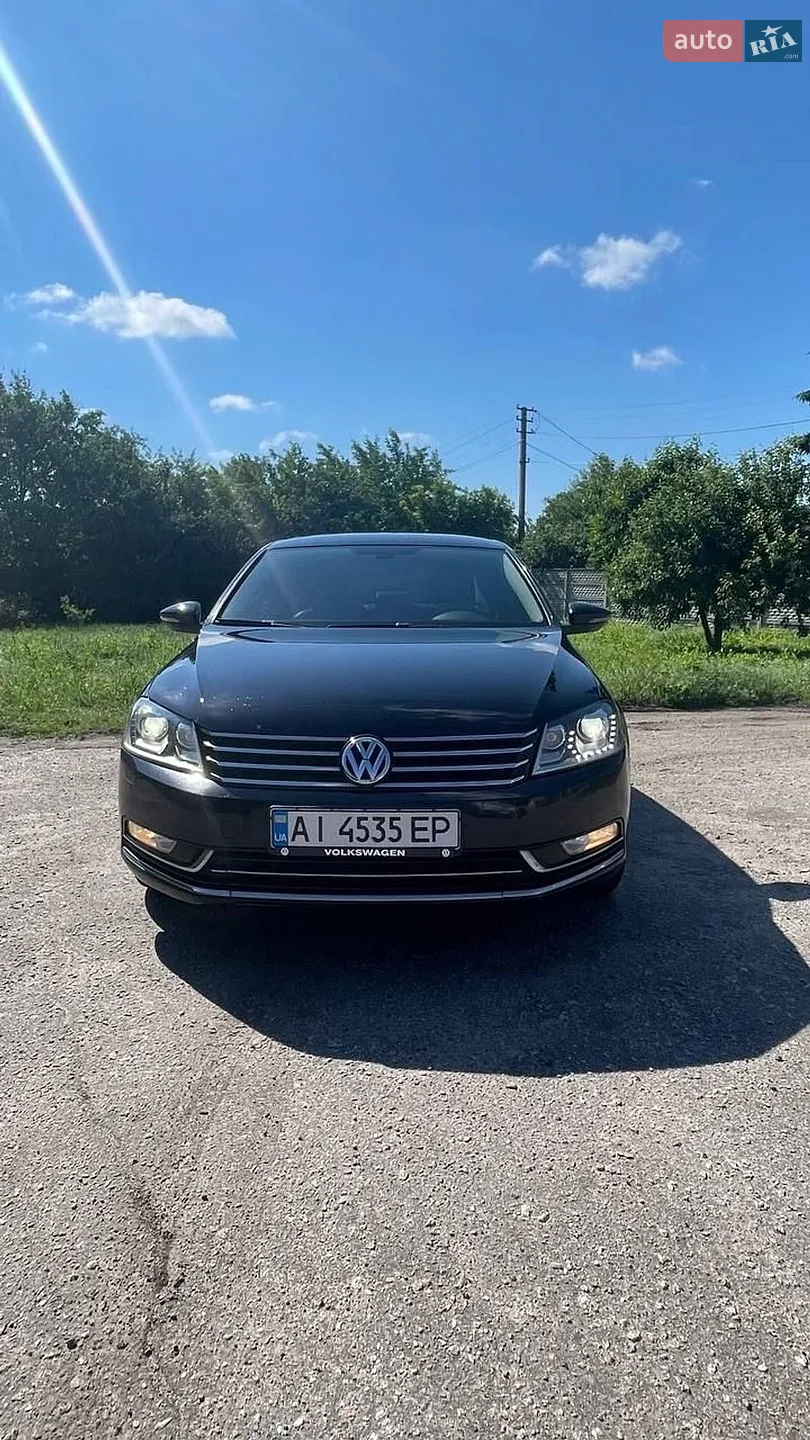 Volkswagen Passat, 2011