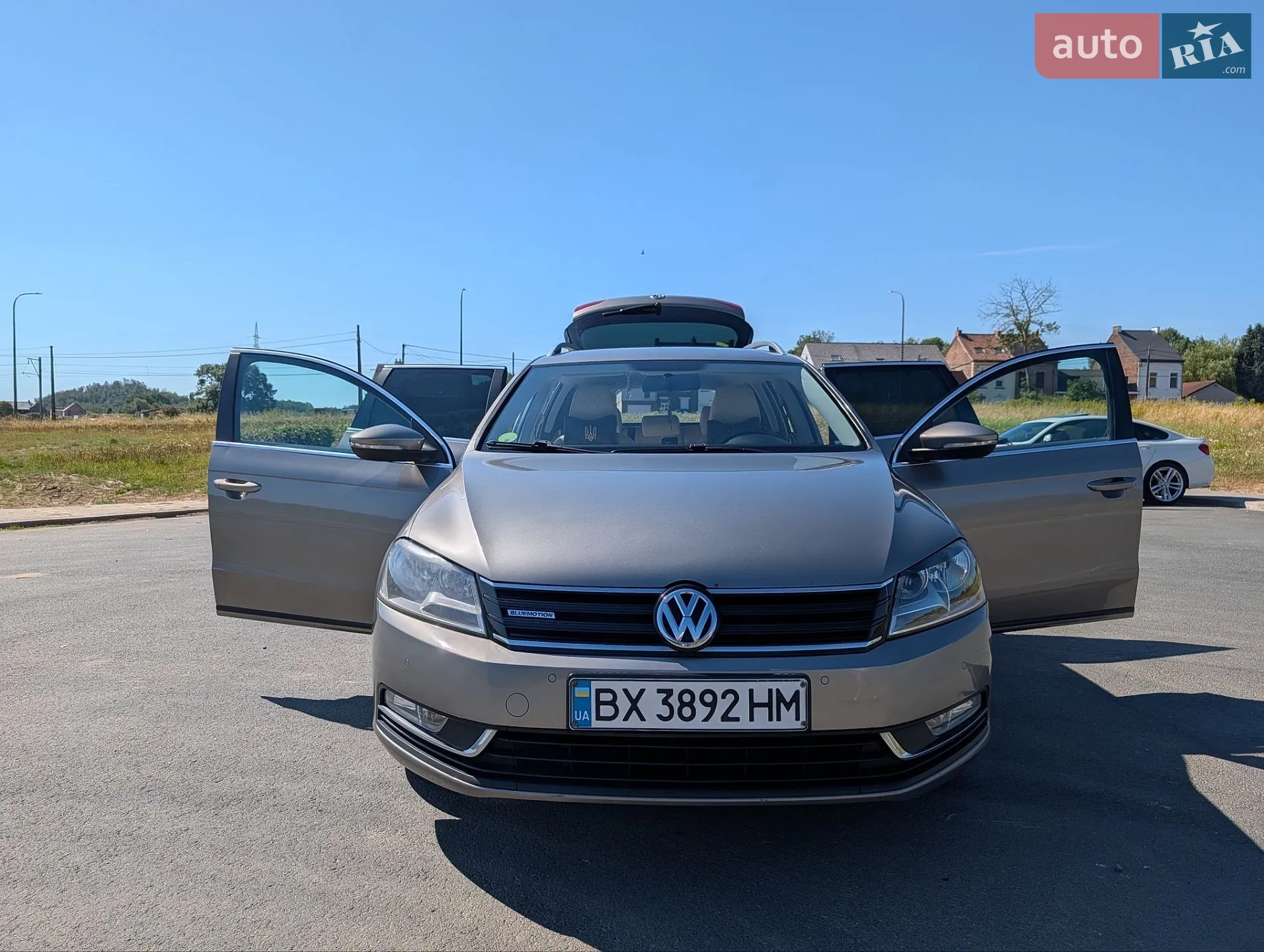 Volkswagen Passat, 2011
