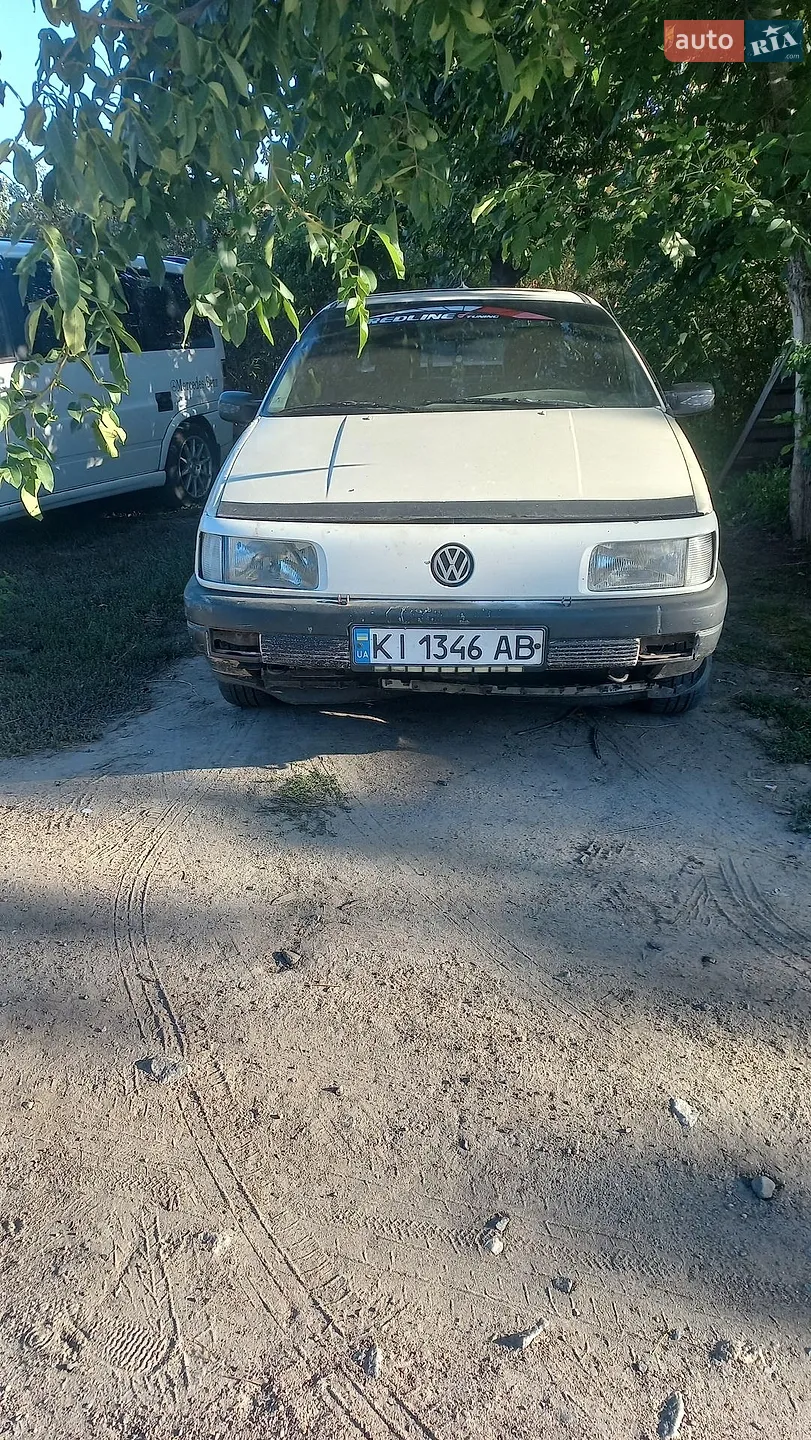 Volkswagen Passat, 1988