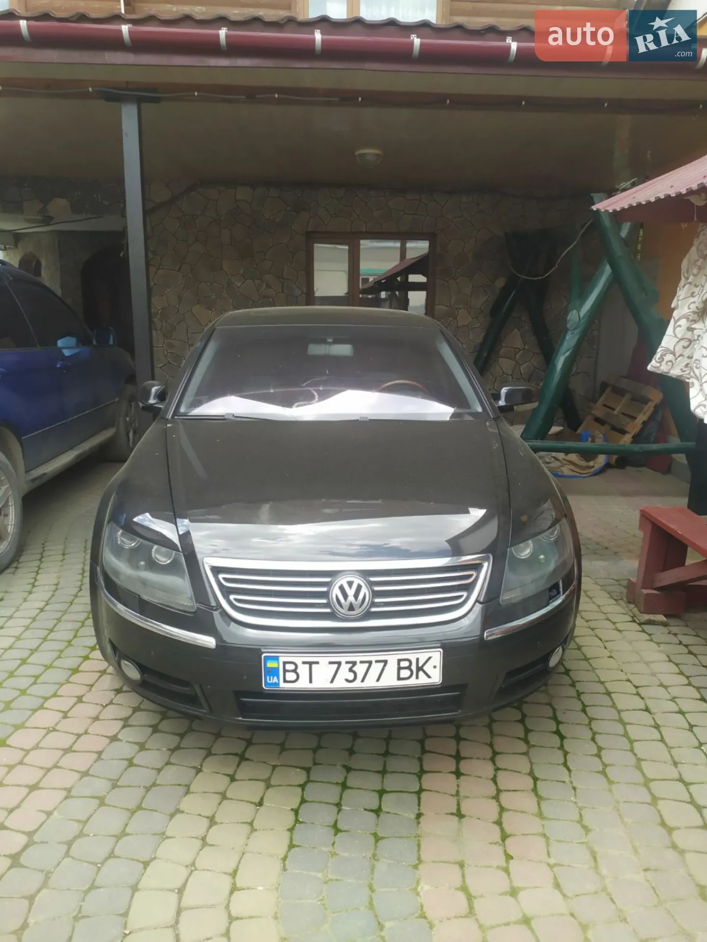 Volkswagen Phaeton, 2004