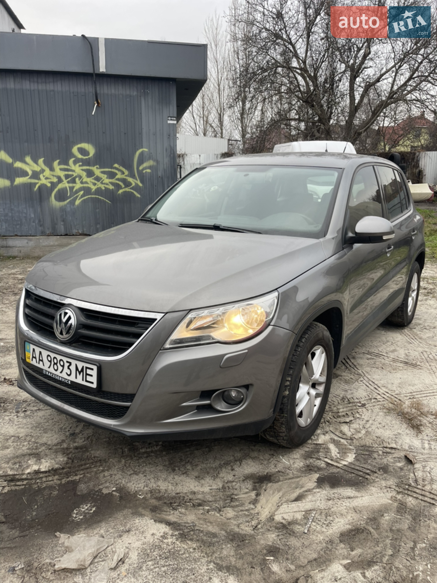 Volkswagen Tiguan 2012 — 1