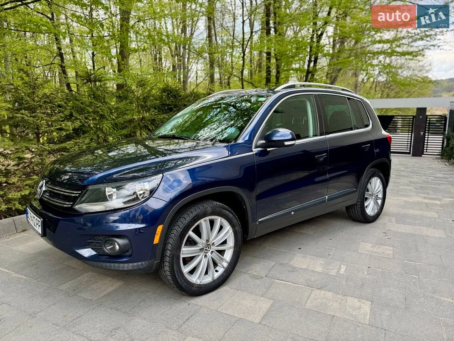 Volkswagen Tiguan, 2012