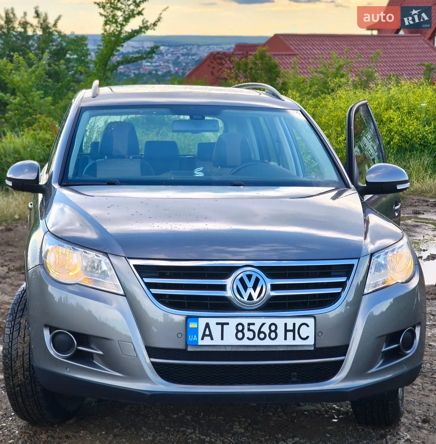 Volkswagen Tiguan, 2010