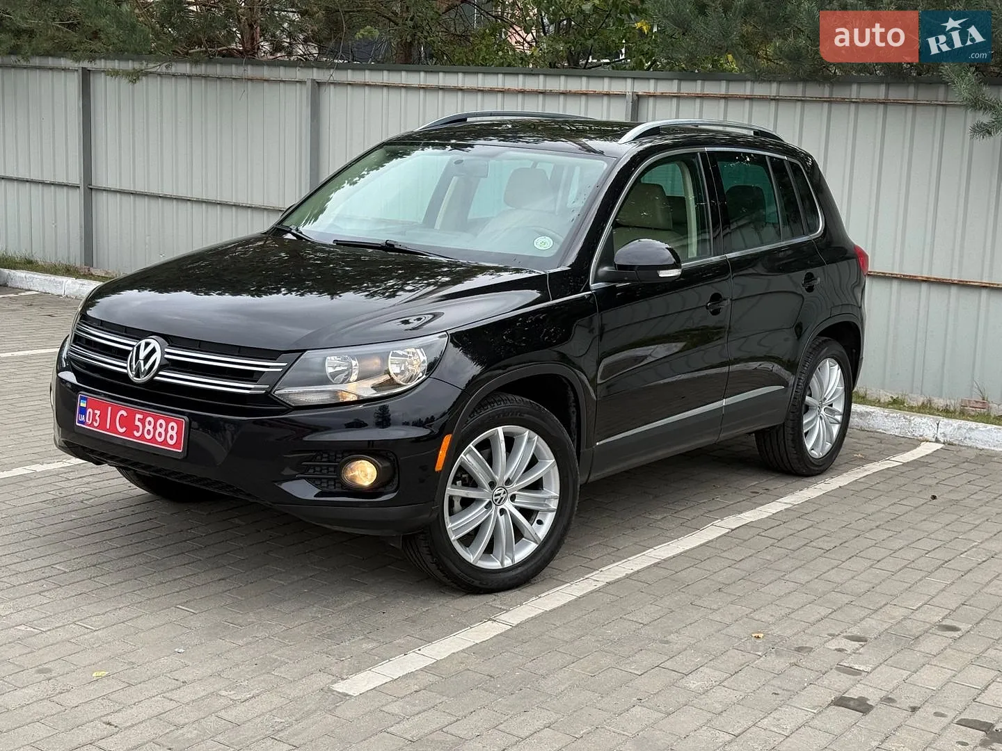Volkswagen Tiguan, 2015