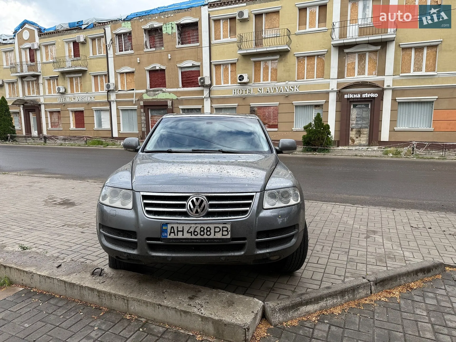 Volkswagen Touareg, 2004