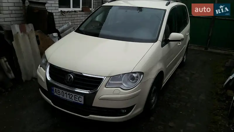 Volkswagen Touran, 2009