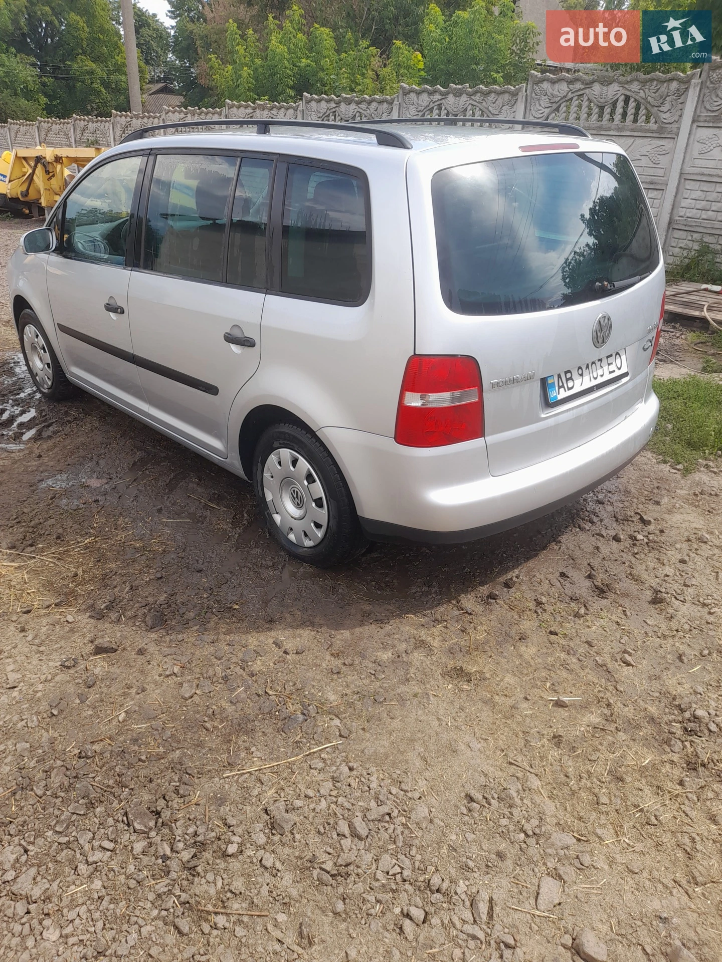 Volkswagen Touran, 2003
