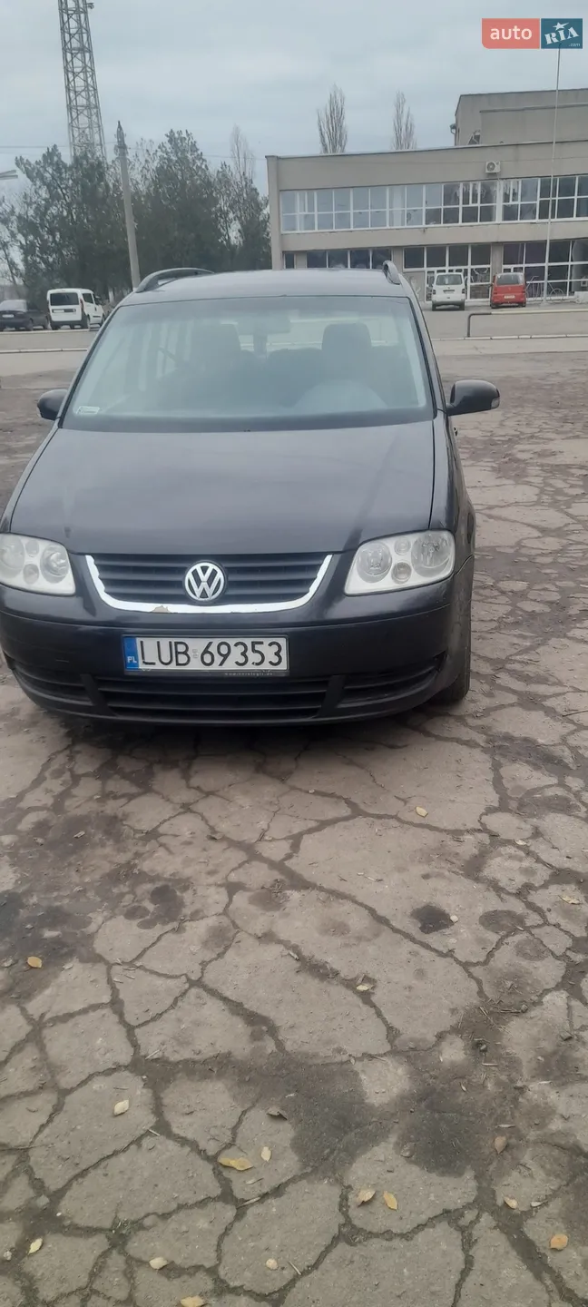 Volkswagen Touran, 2004