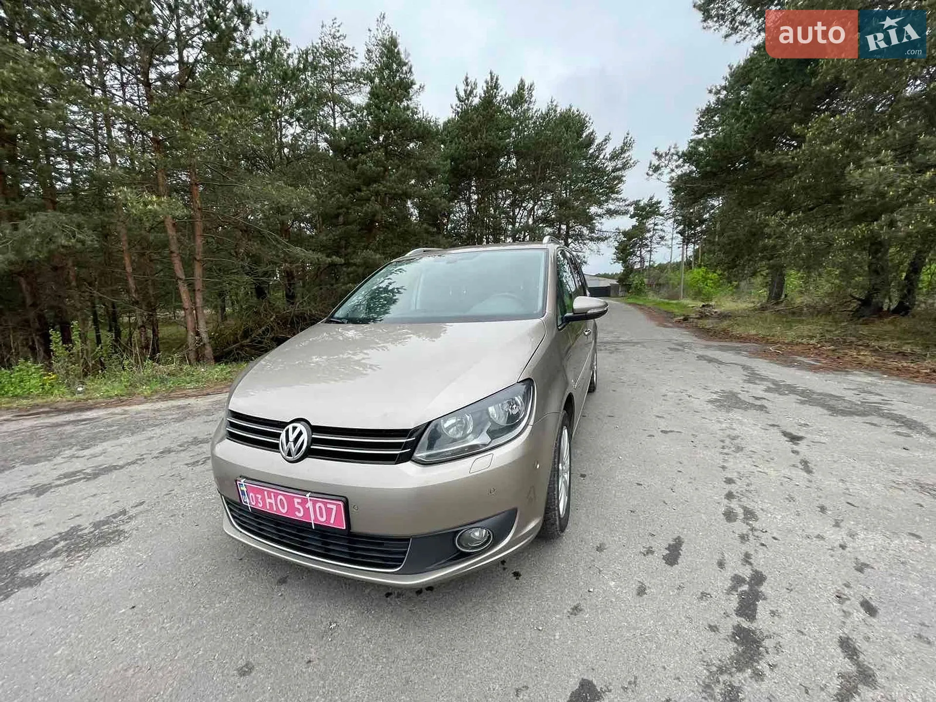 Volkswagen Touran, 2012