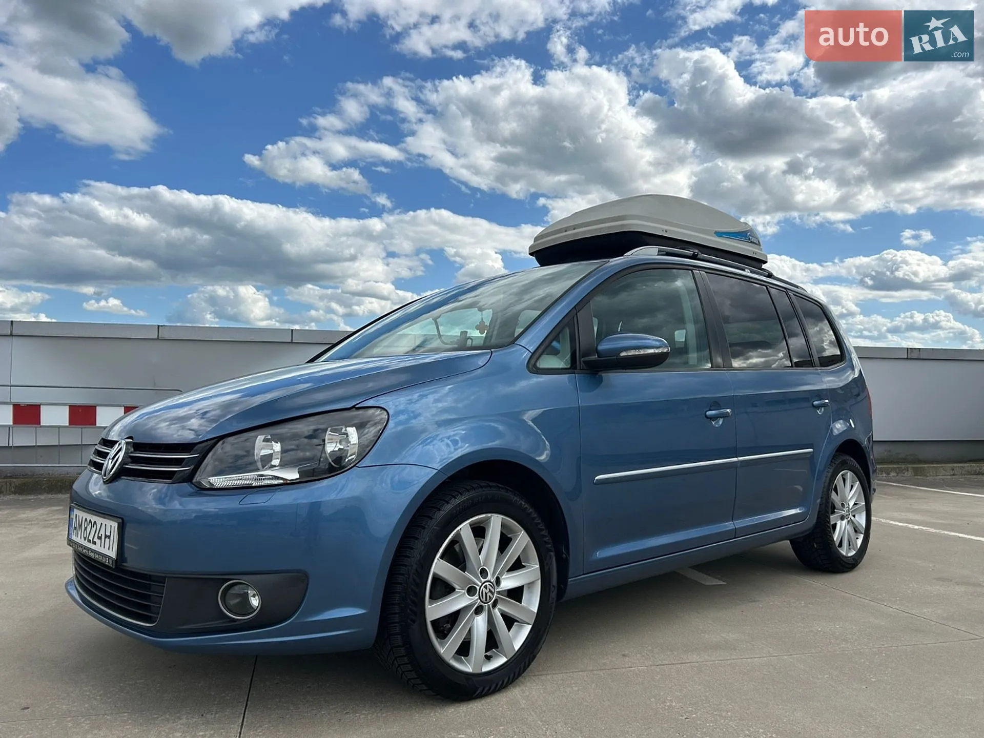 Volkswagen Touran, 2013