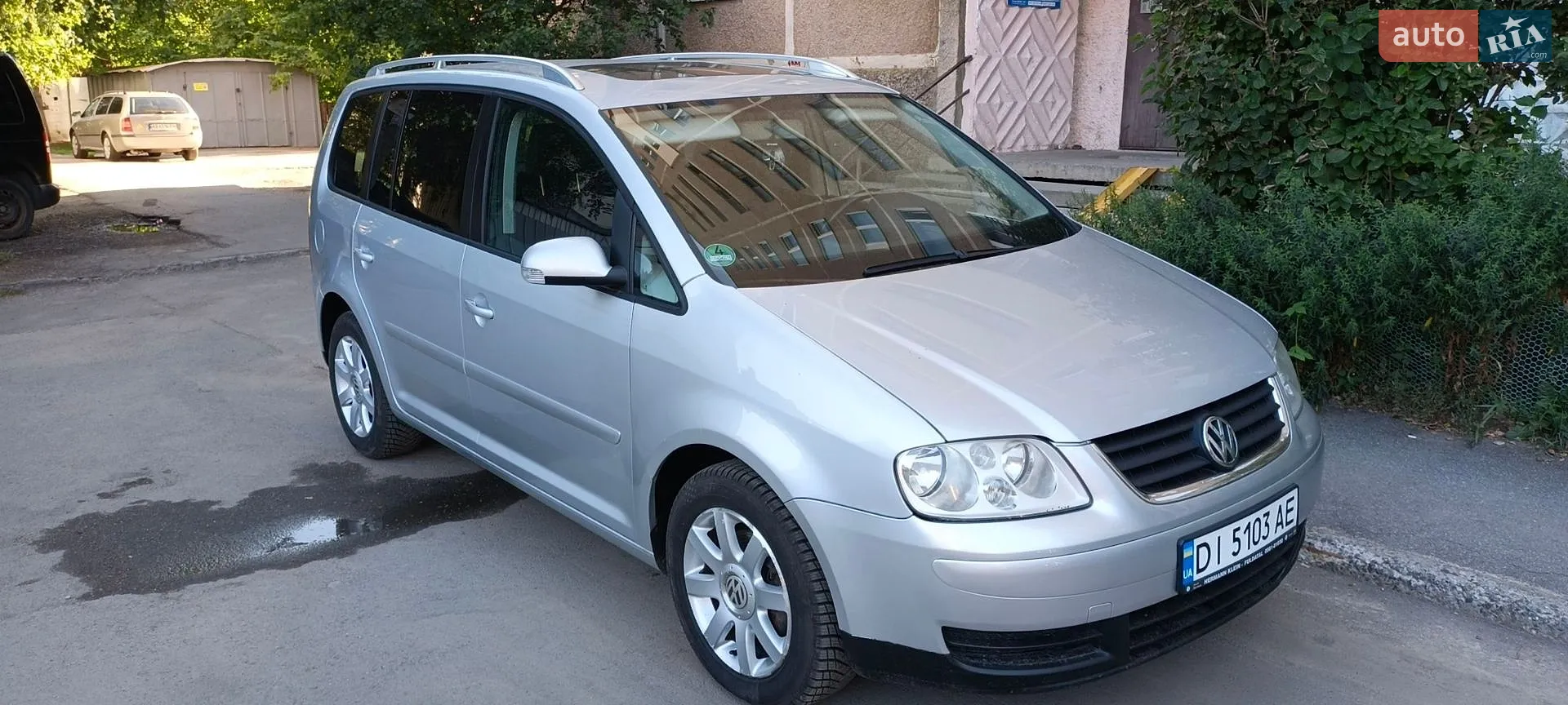 Volkswagen Touran, 2004