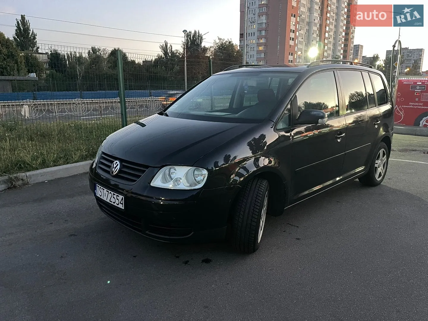 Volkswagen Touran, 2005