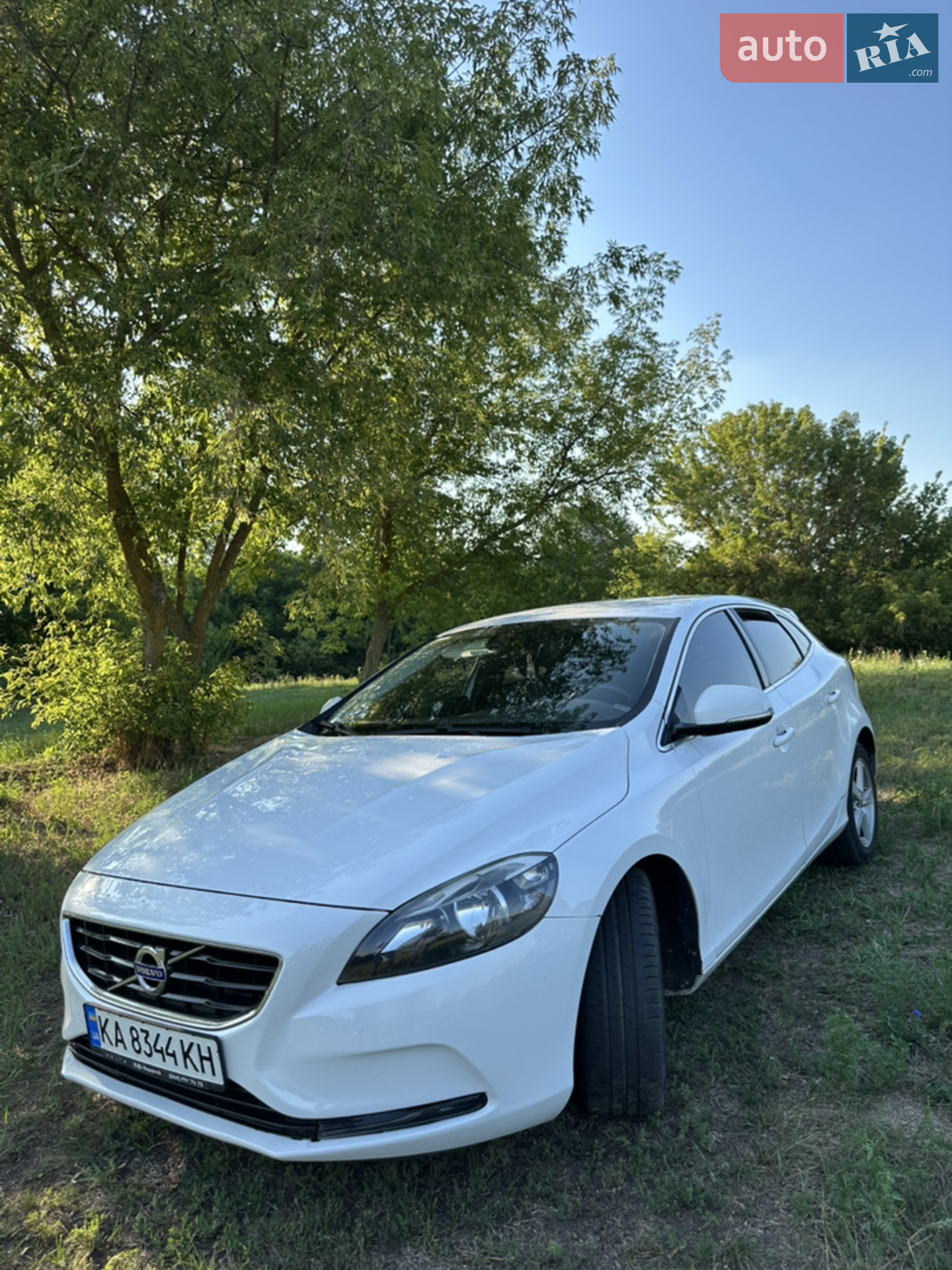 Volvo V40, 2014