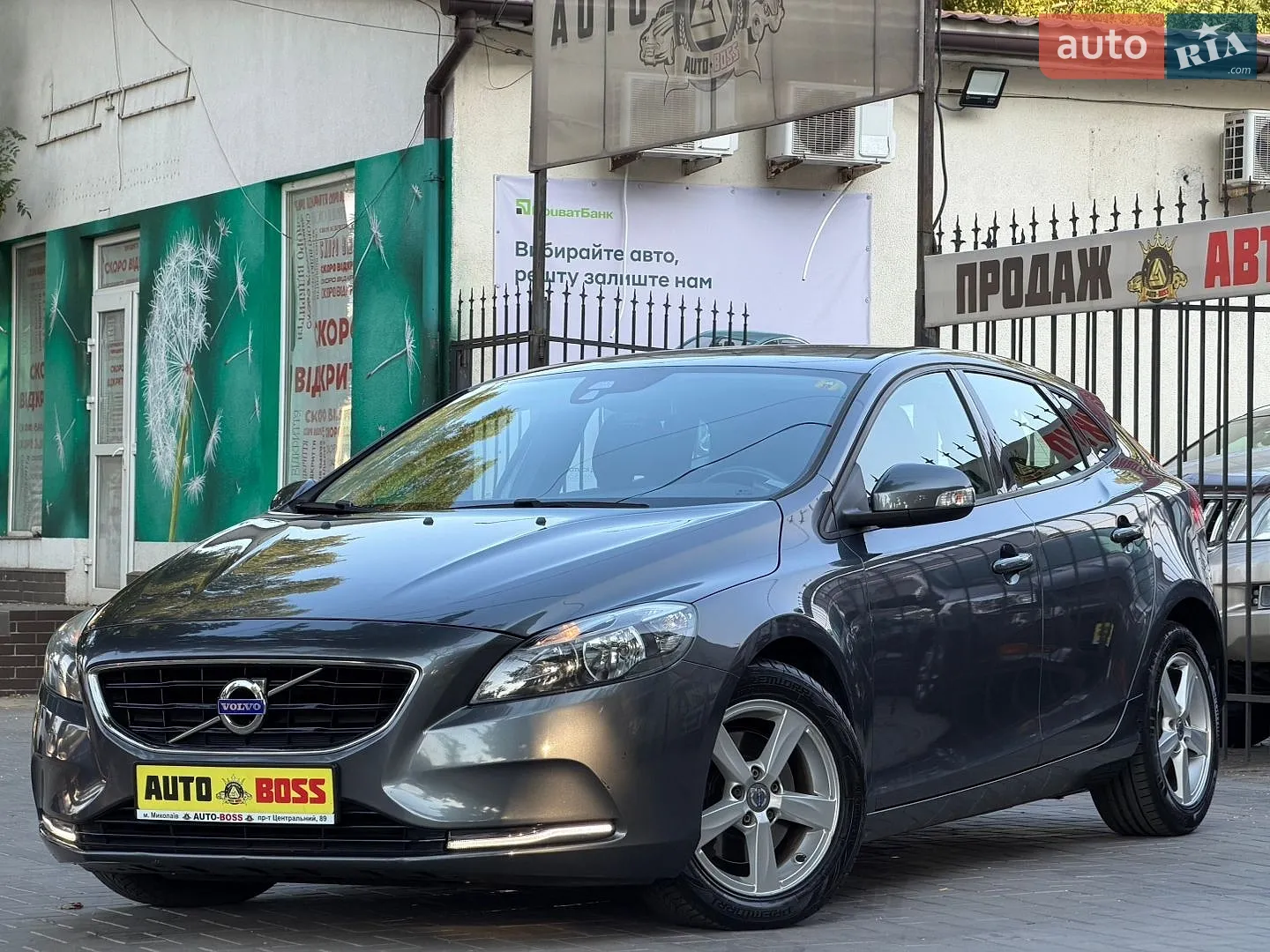 Volvo V40, 2014