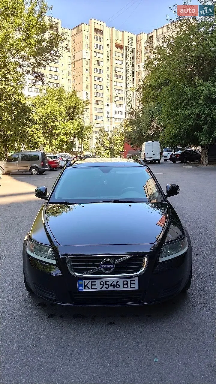 Volvo V50, 2011