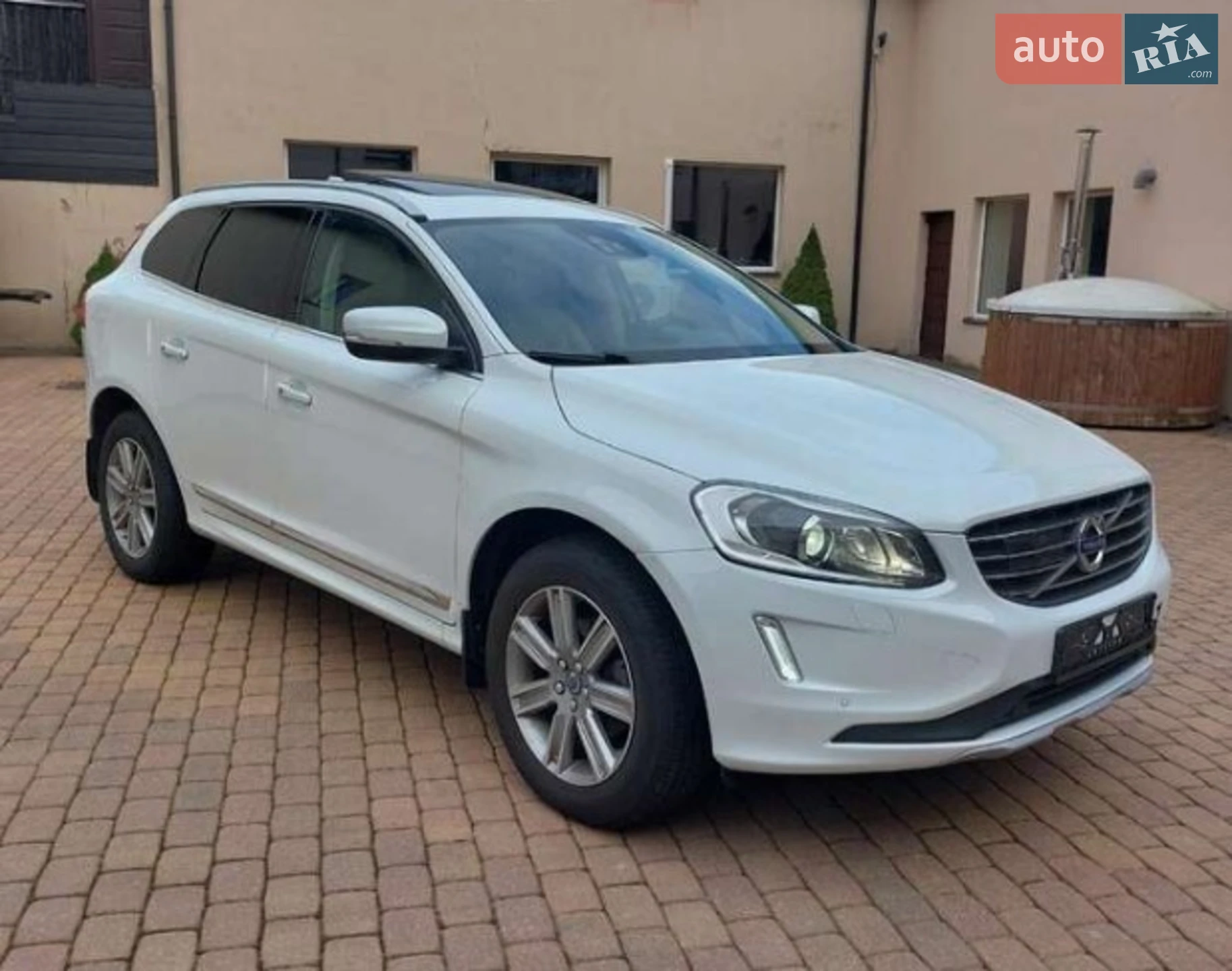 Volvo XC60, 2016