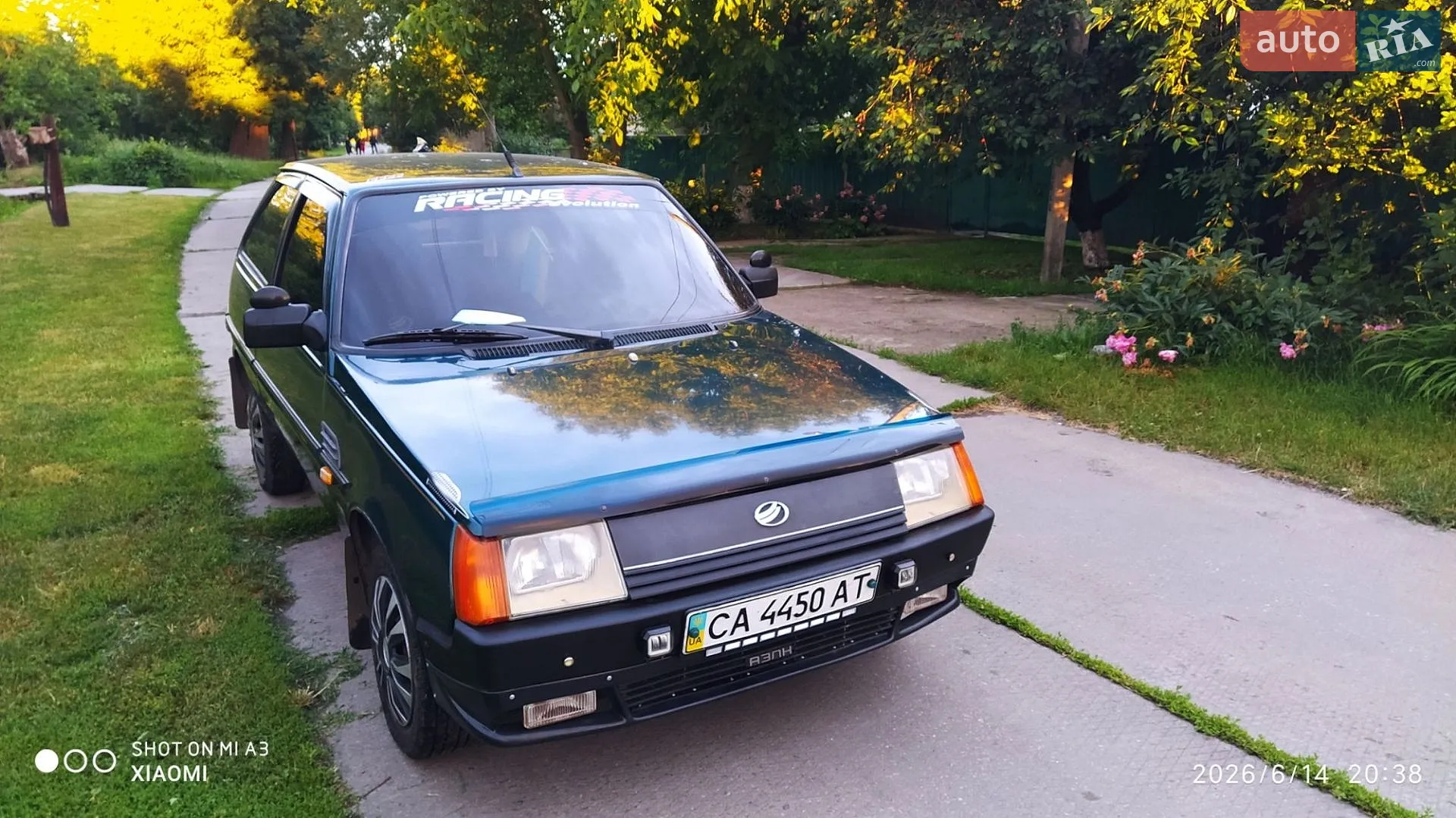ЗАЗ 1102 Таврия-Нова, 1998